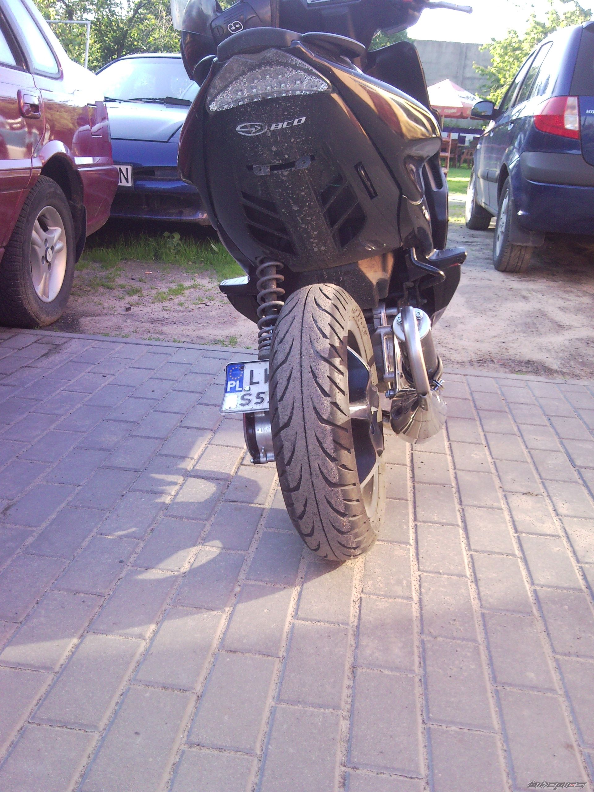 Photo 1990381