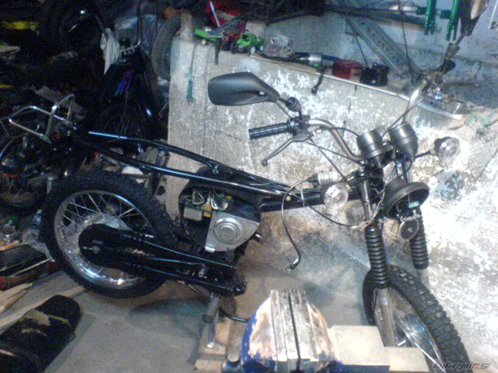 Bike Photo 1990433