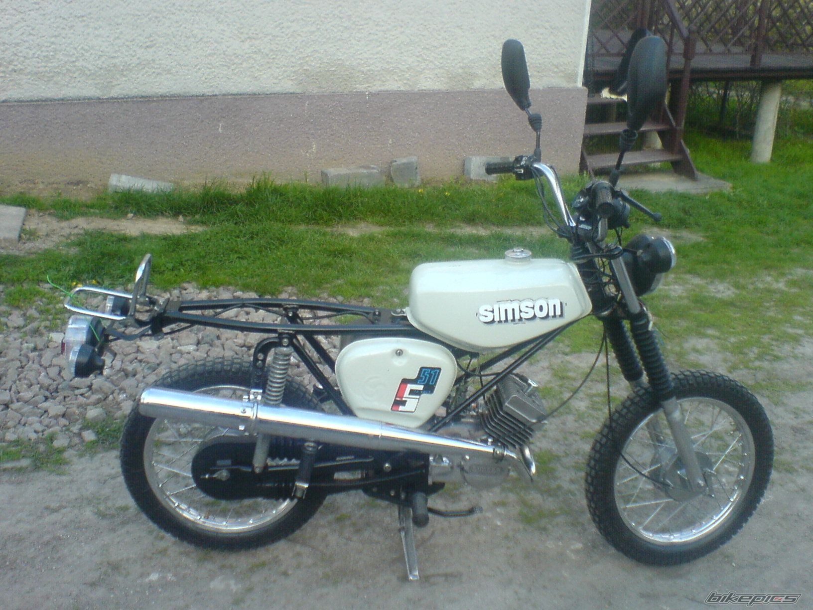 Photo 1990450