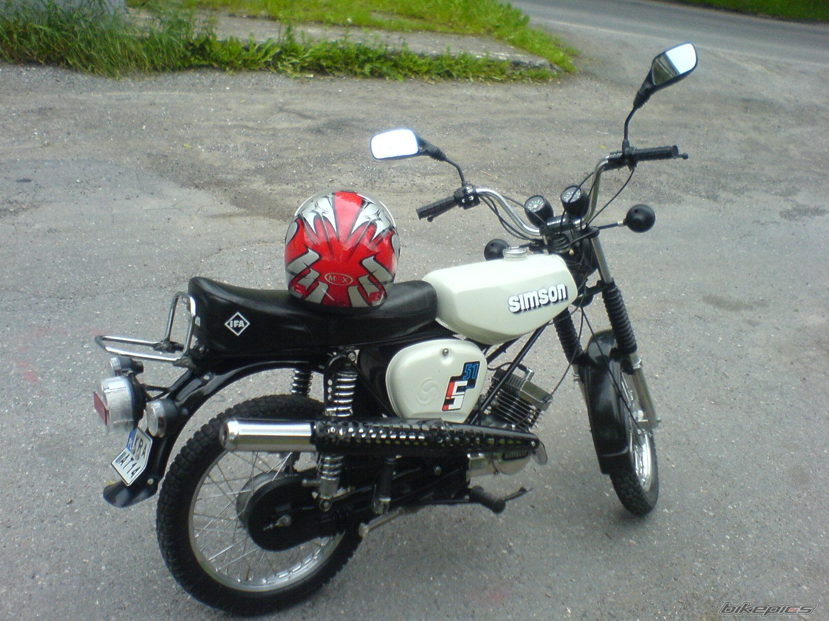 Photo 1990502