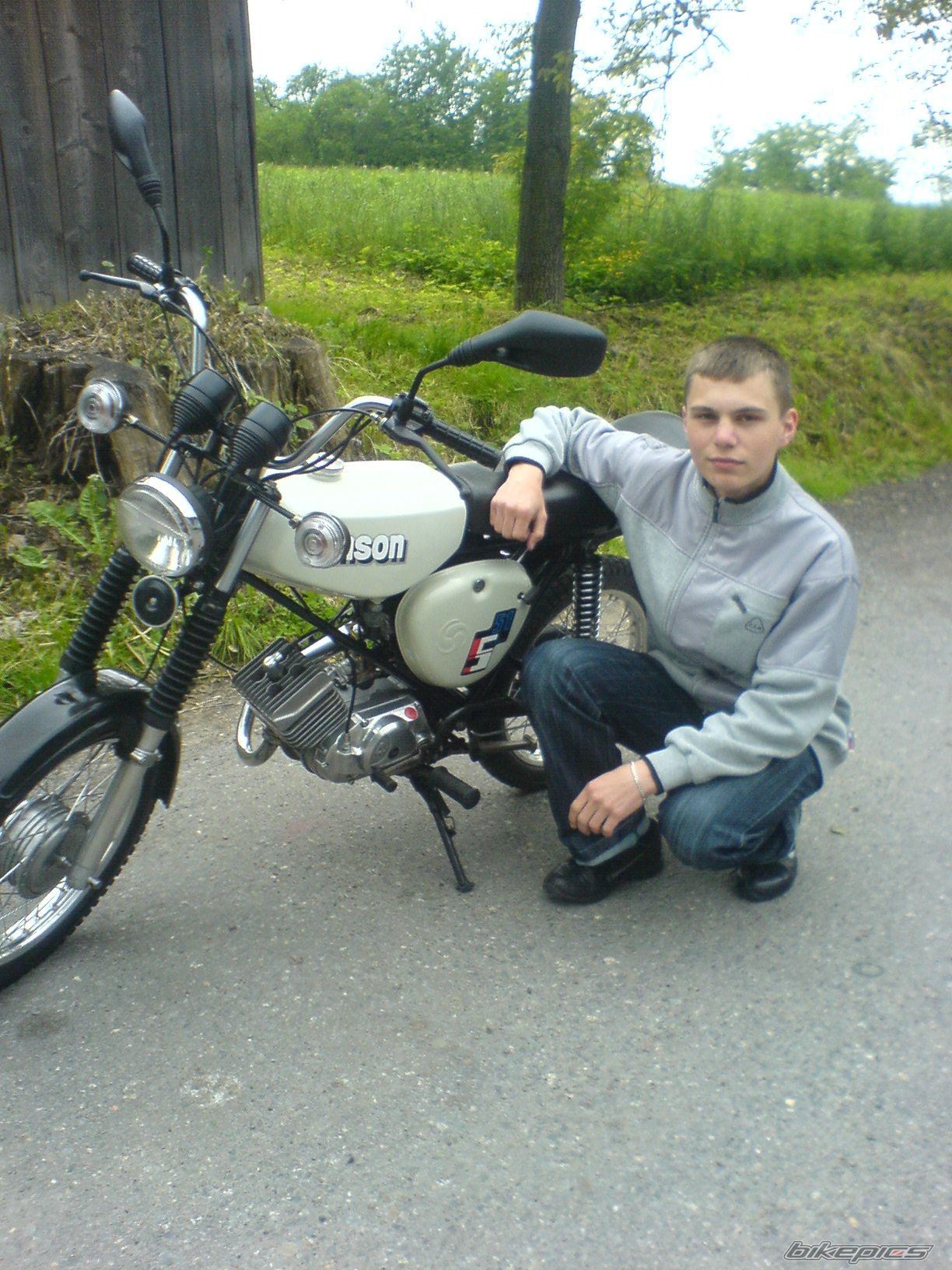 Photo 1990507