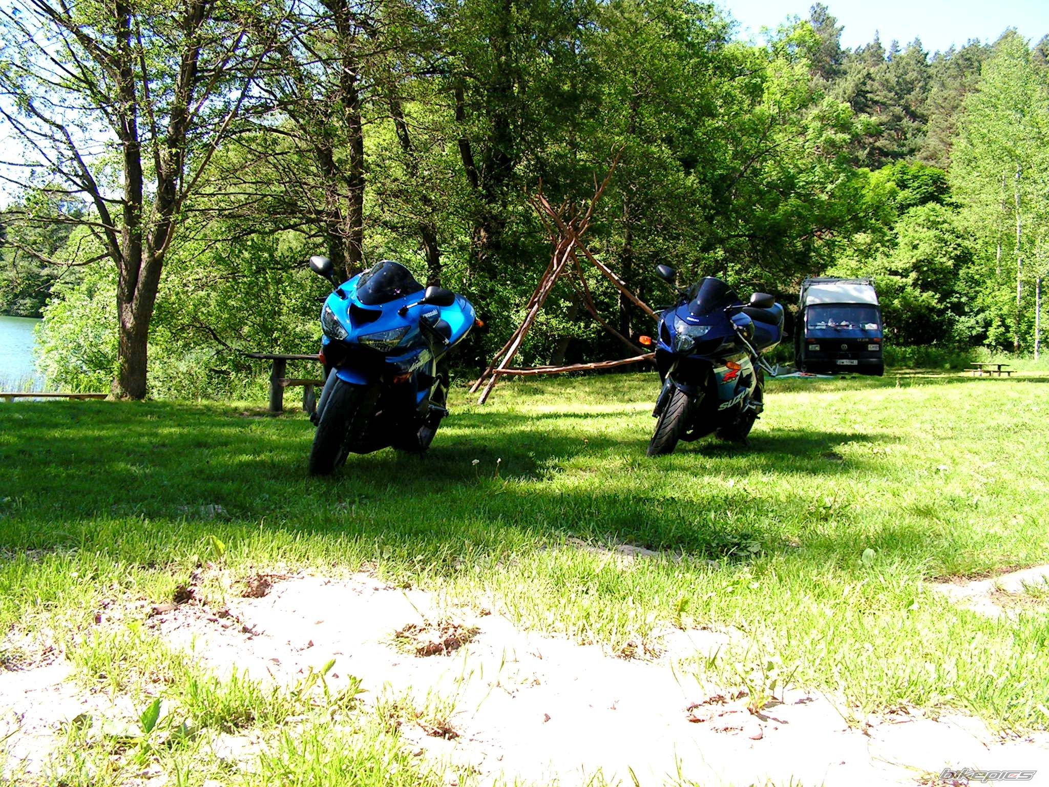 Bike Photo 1990542