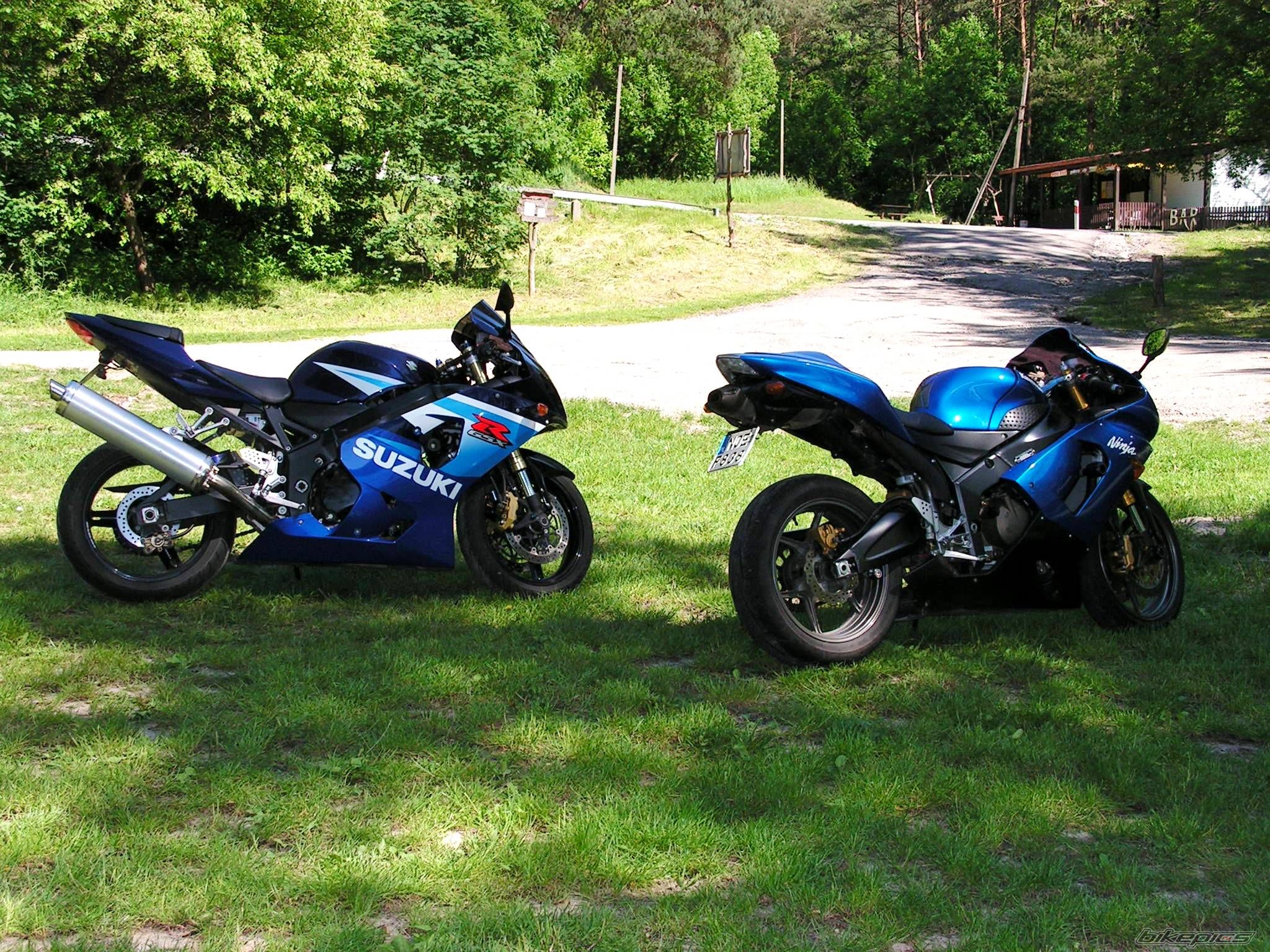 Bike Photo 1990544