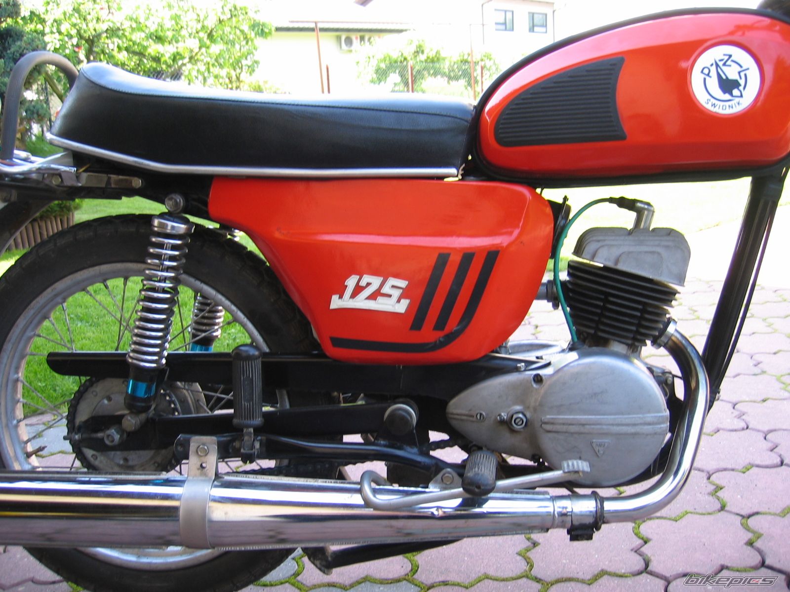 Bike Photo 1990632