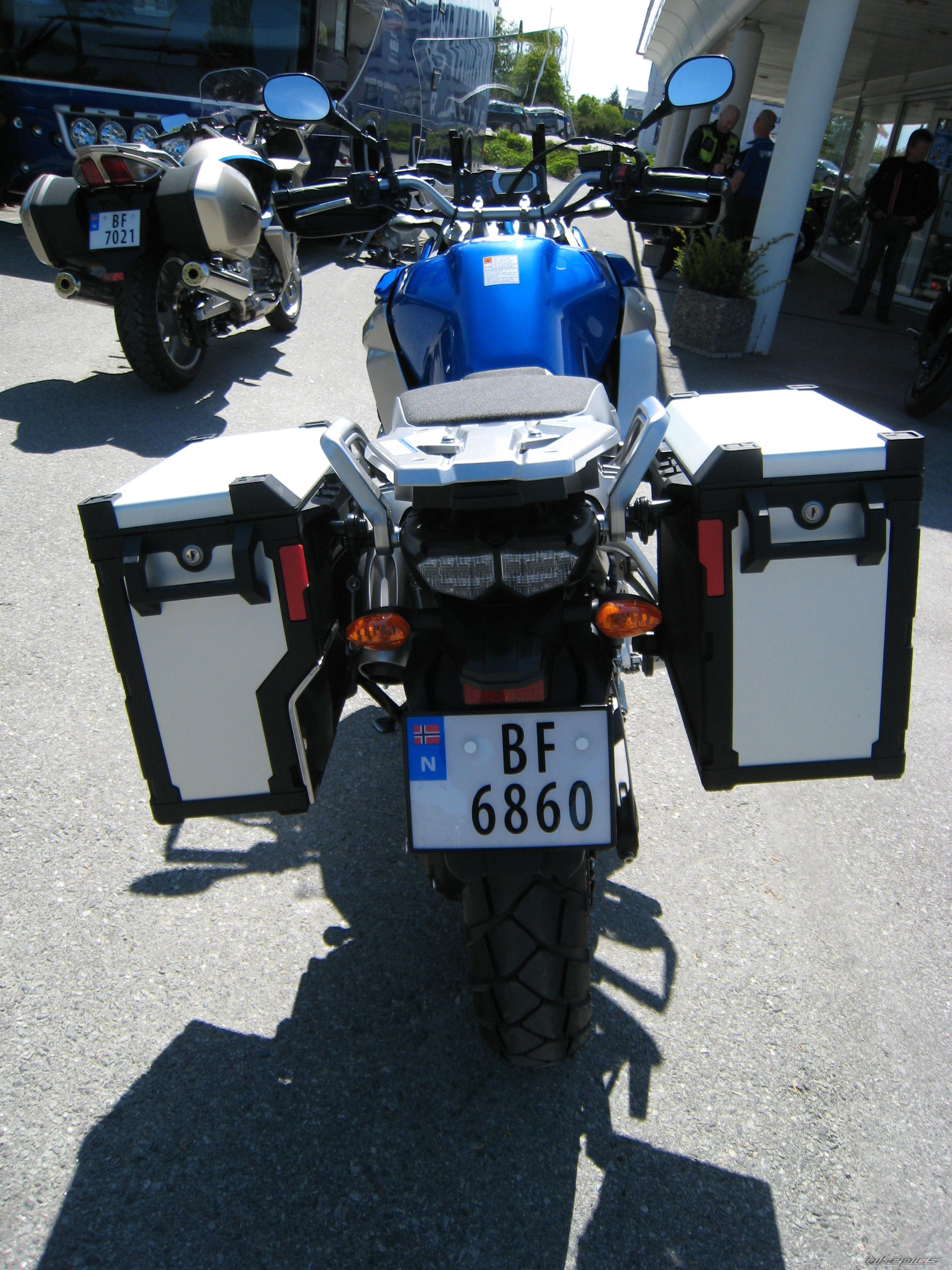 Photo 1990759