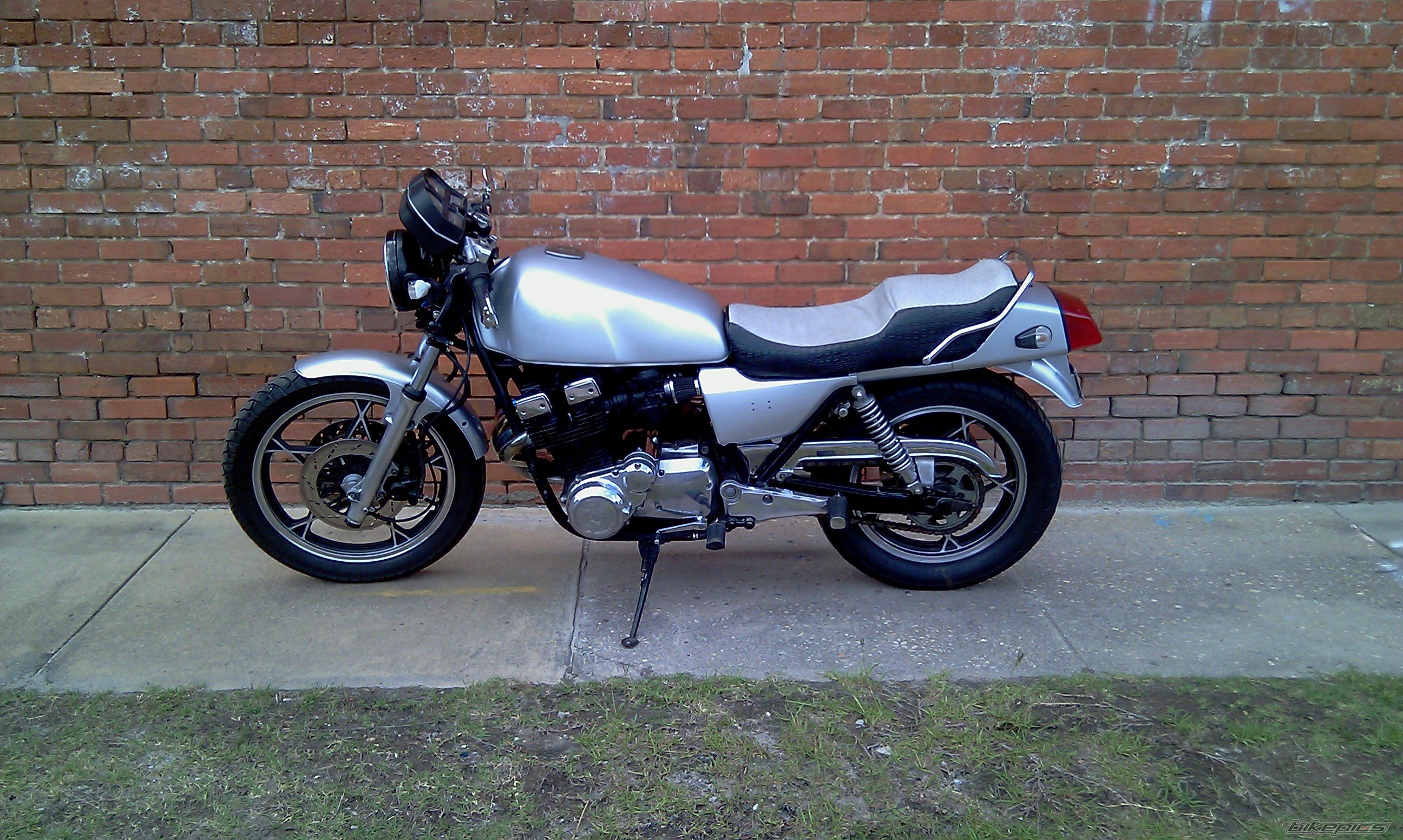 Bike Photo 1990809