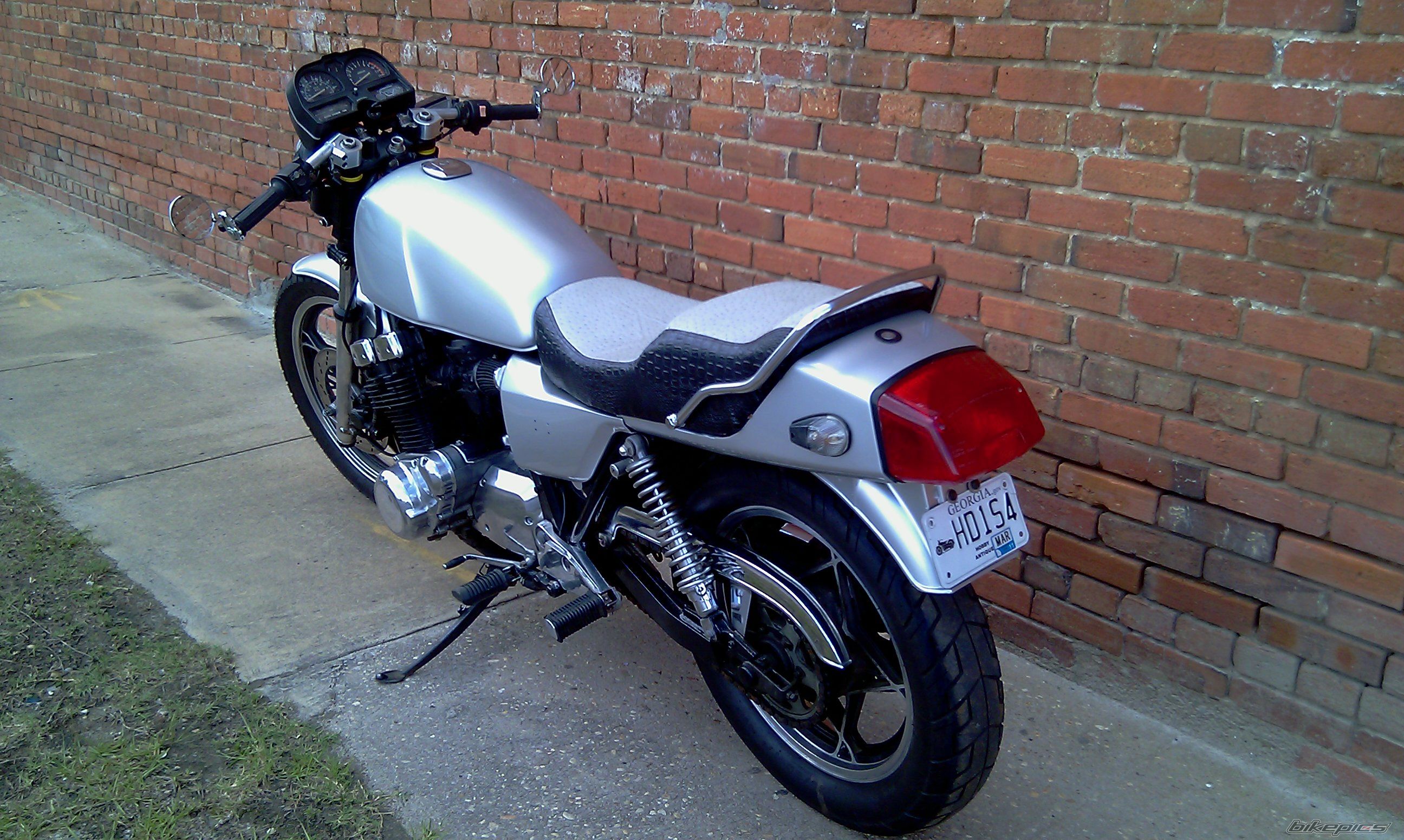 Bike Photo 1990811