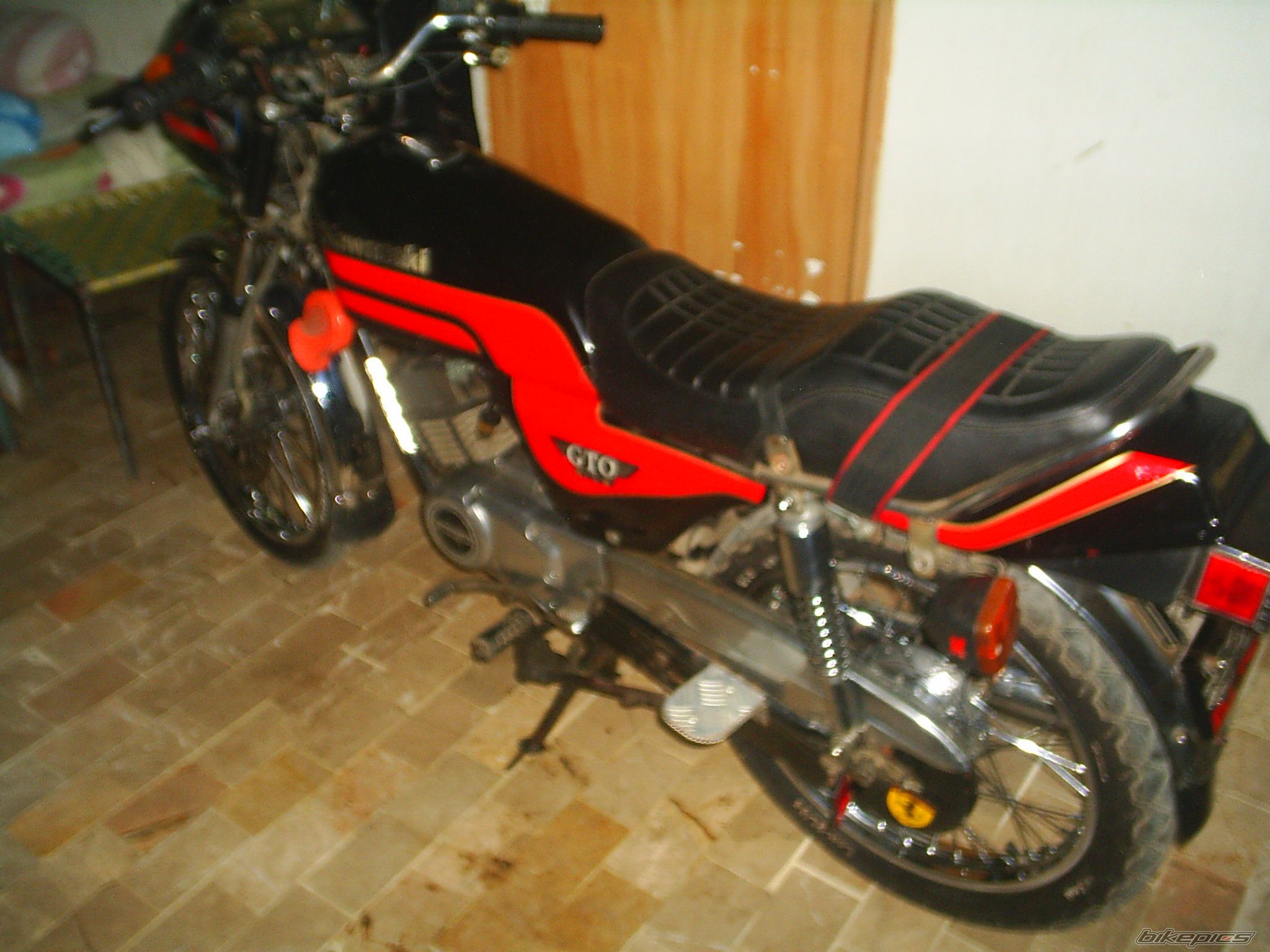 Photo 1990839