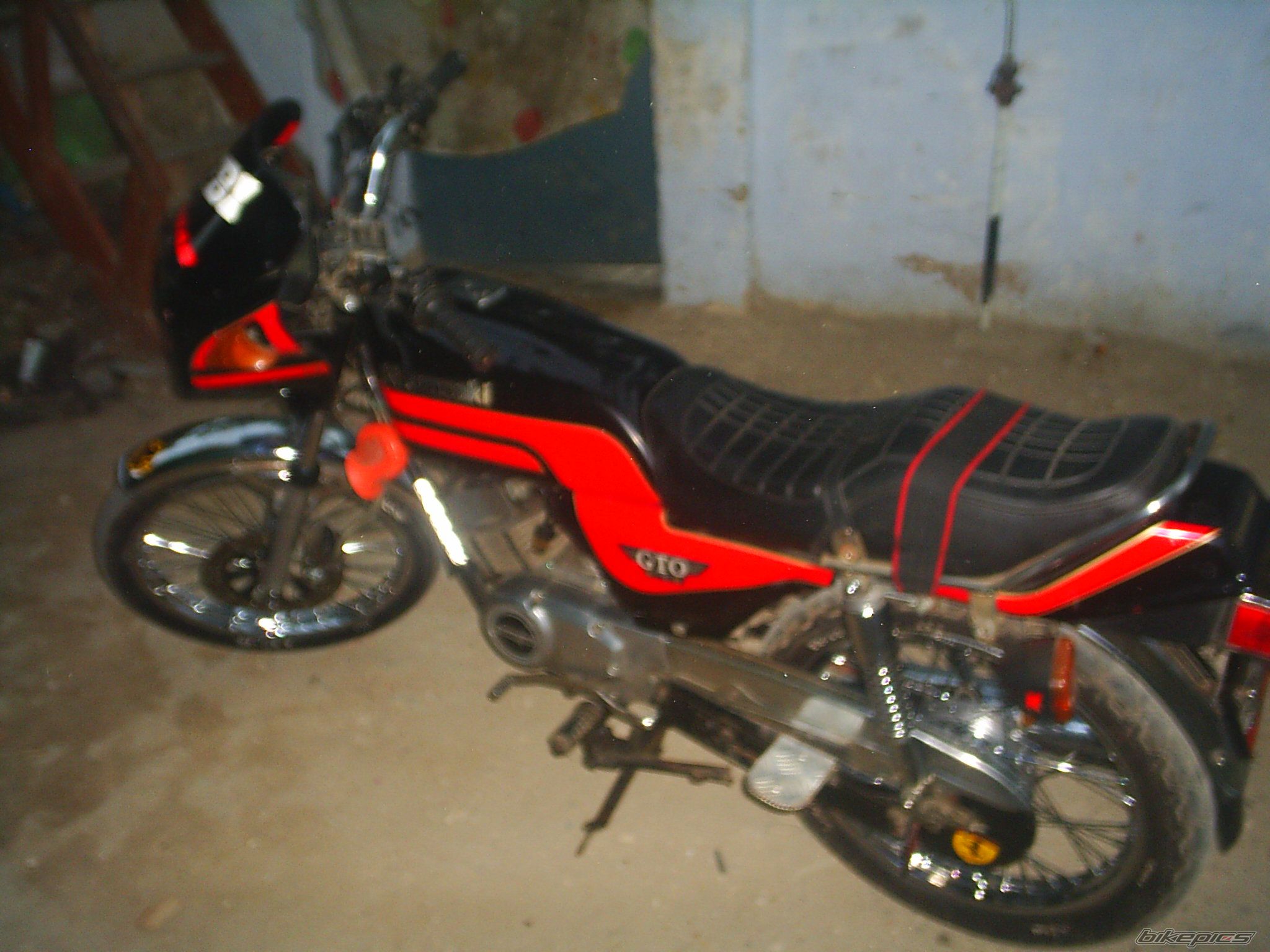 Photo 1990842