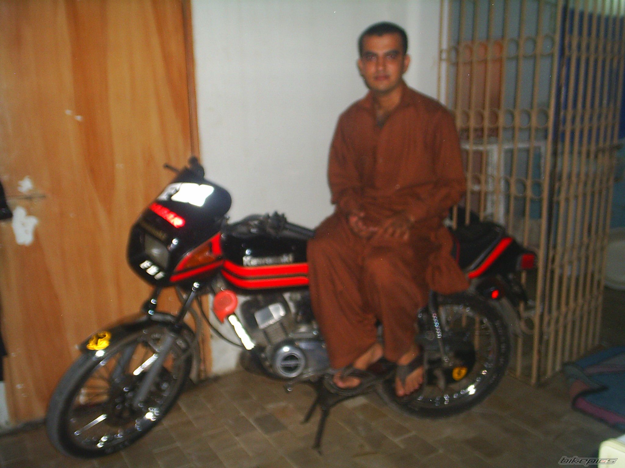 Photo 1990844
