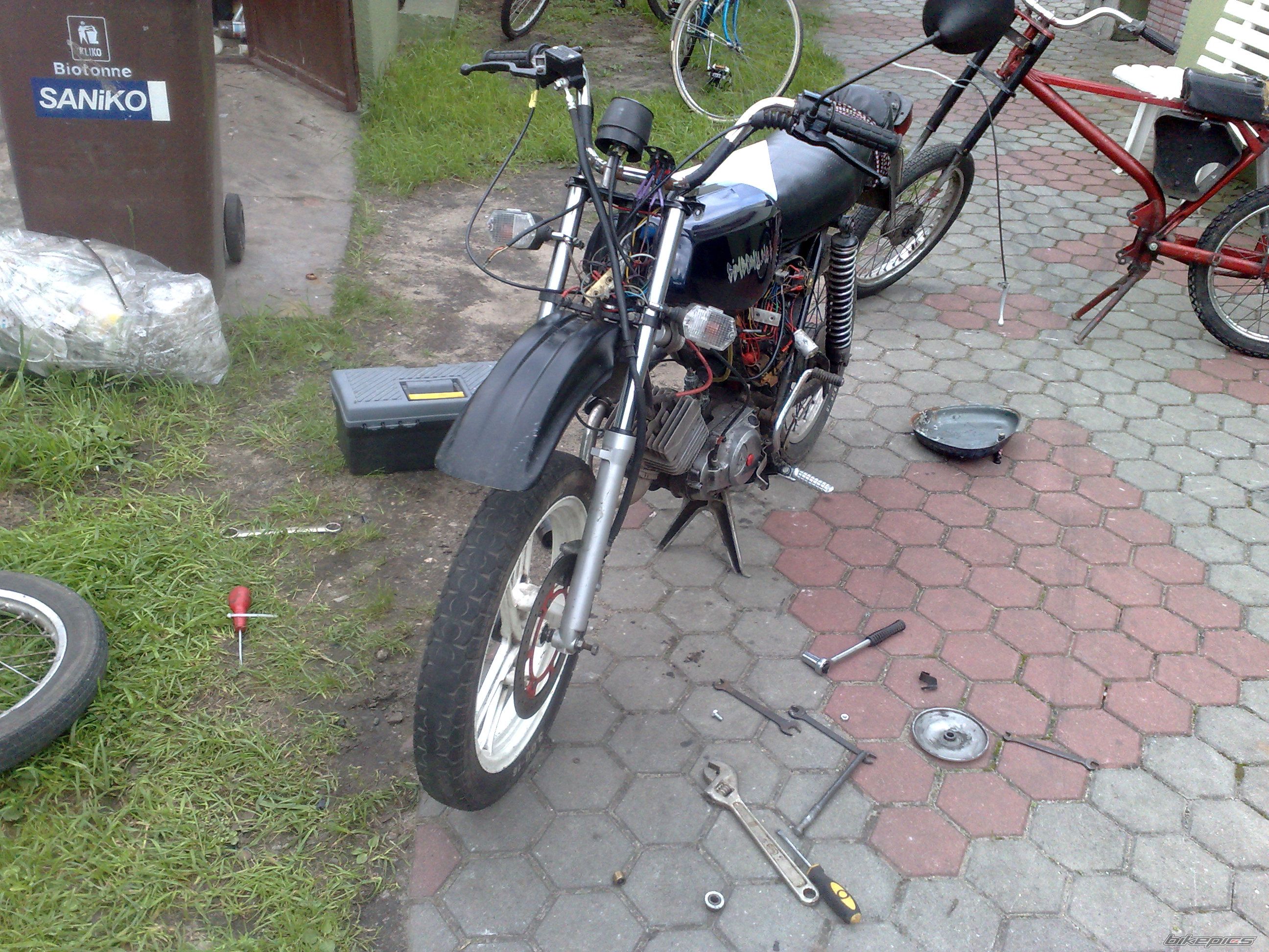 Bike Photo 1990854