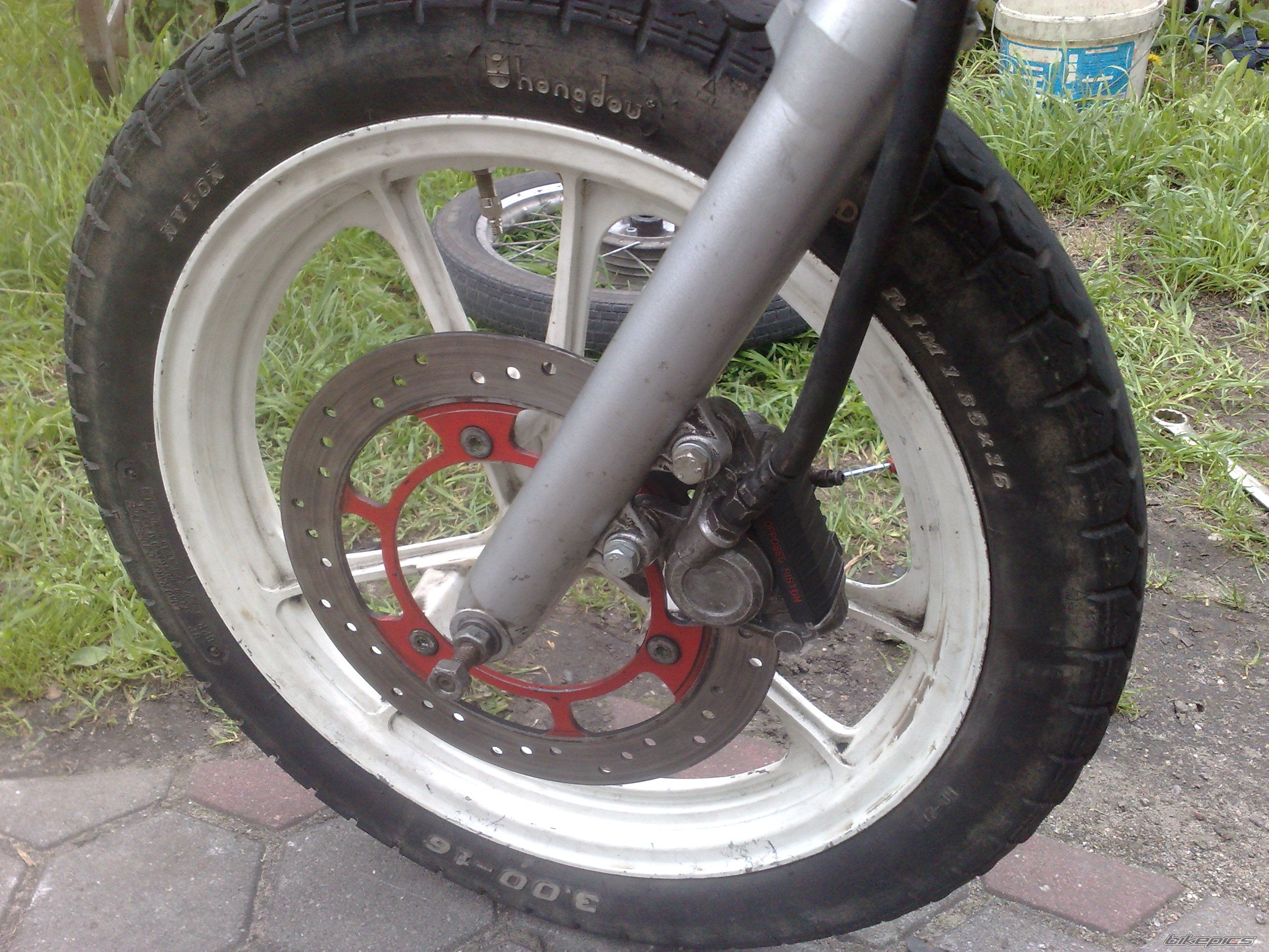 Bike Photo 1990859