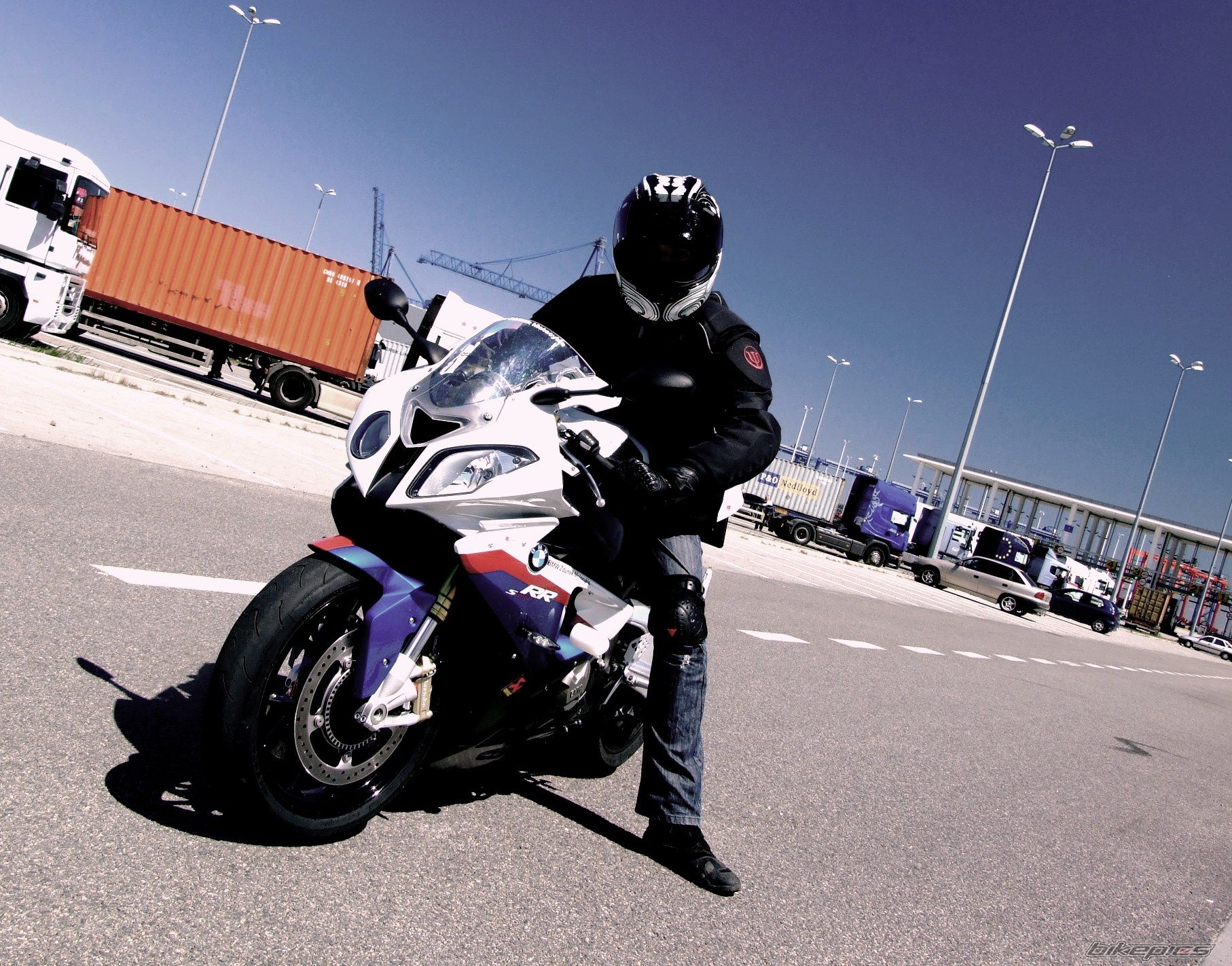 Bike Photo 1990968