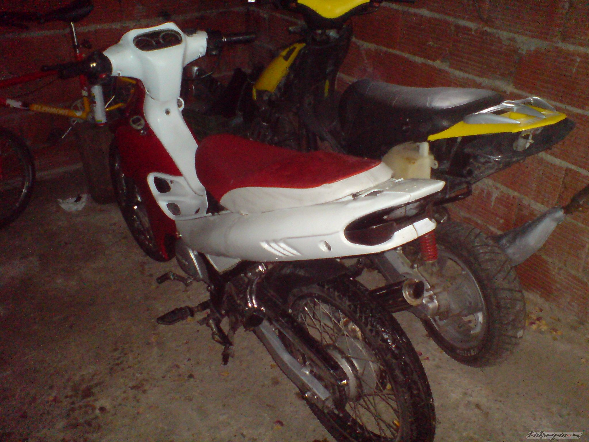 Photo 1991374