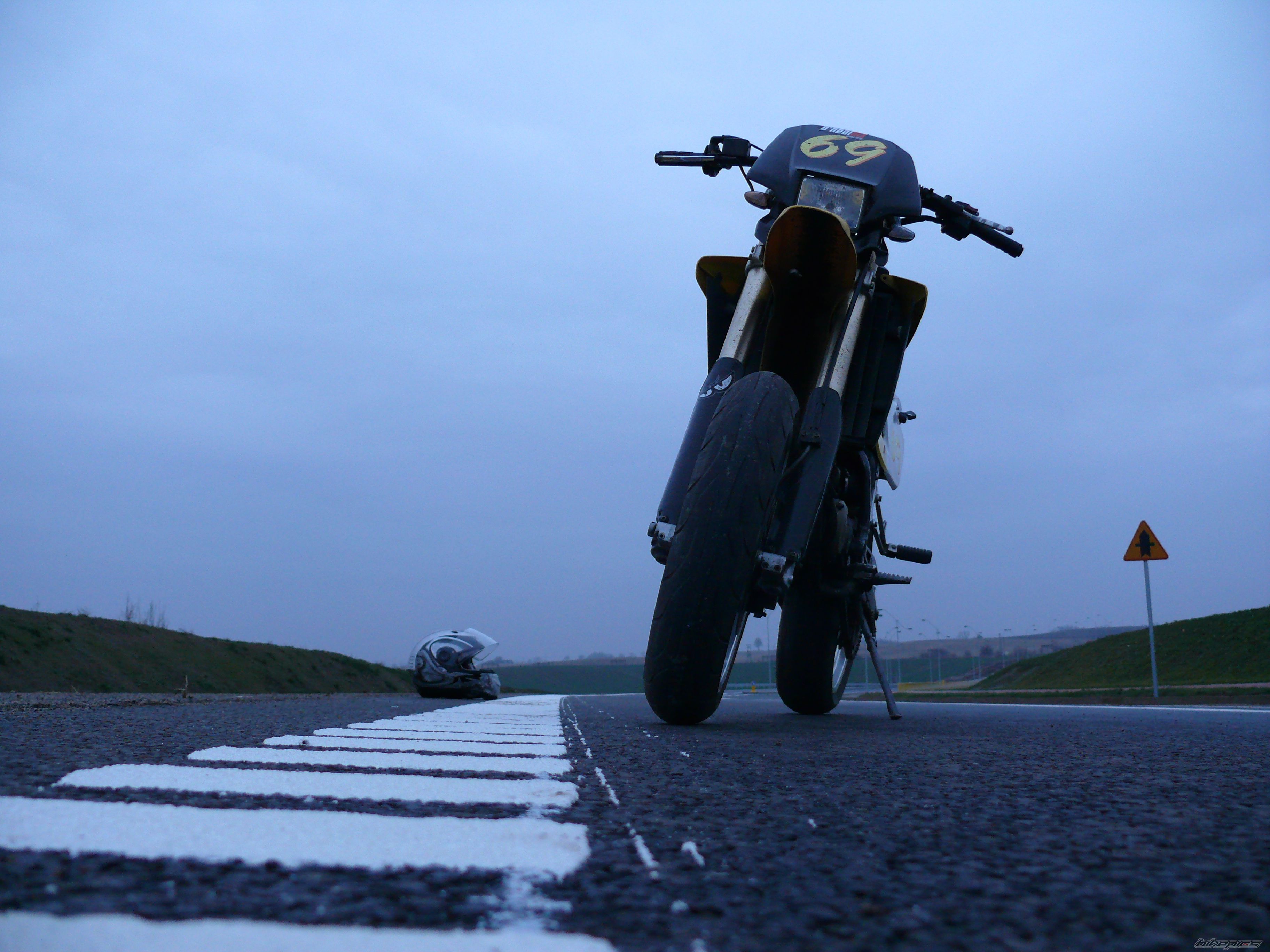 Bike Photo 1991708