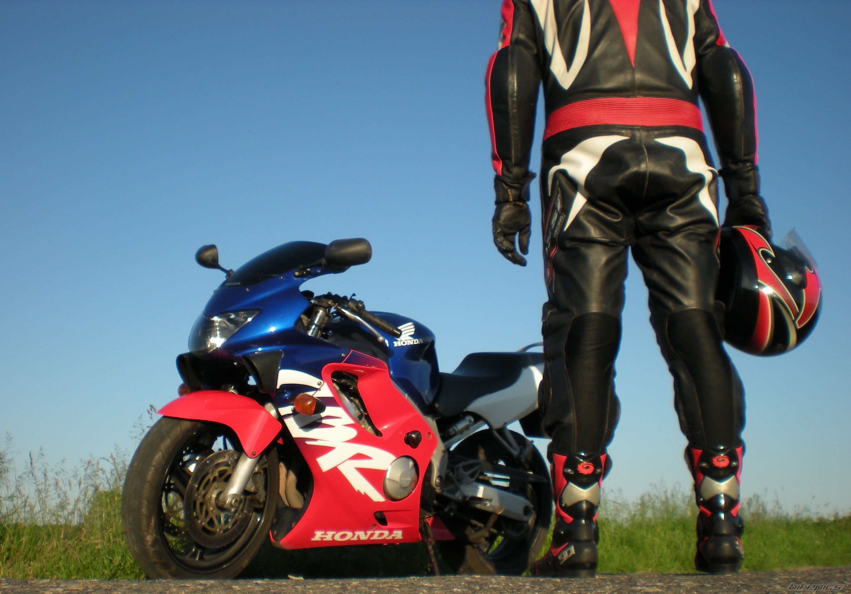 Bike Photo 1991934