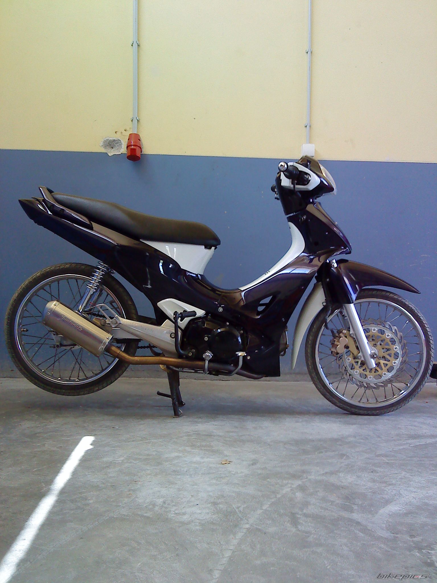 Photo 1992023