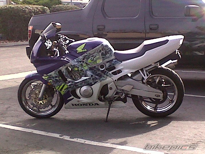Photo 1992216