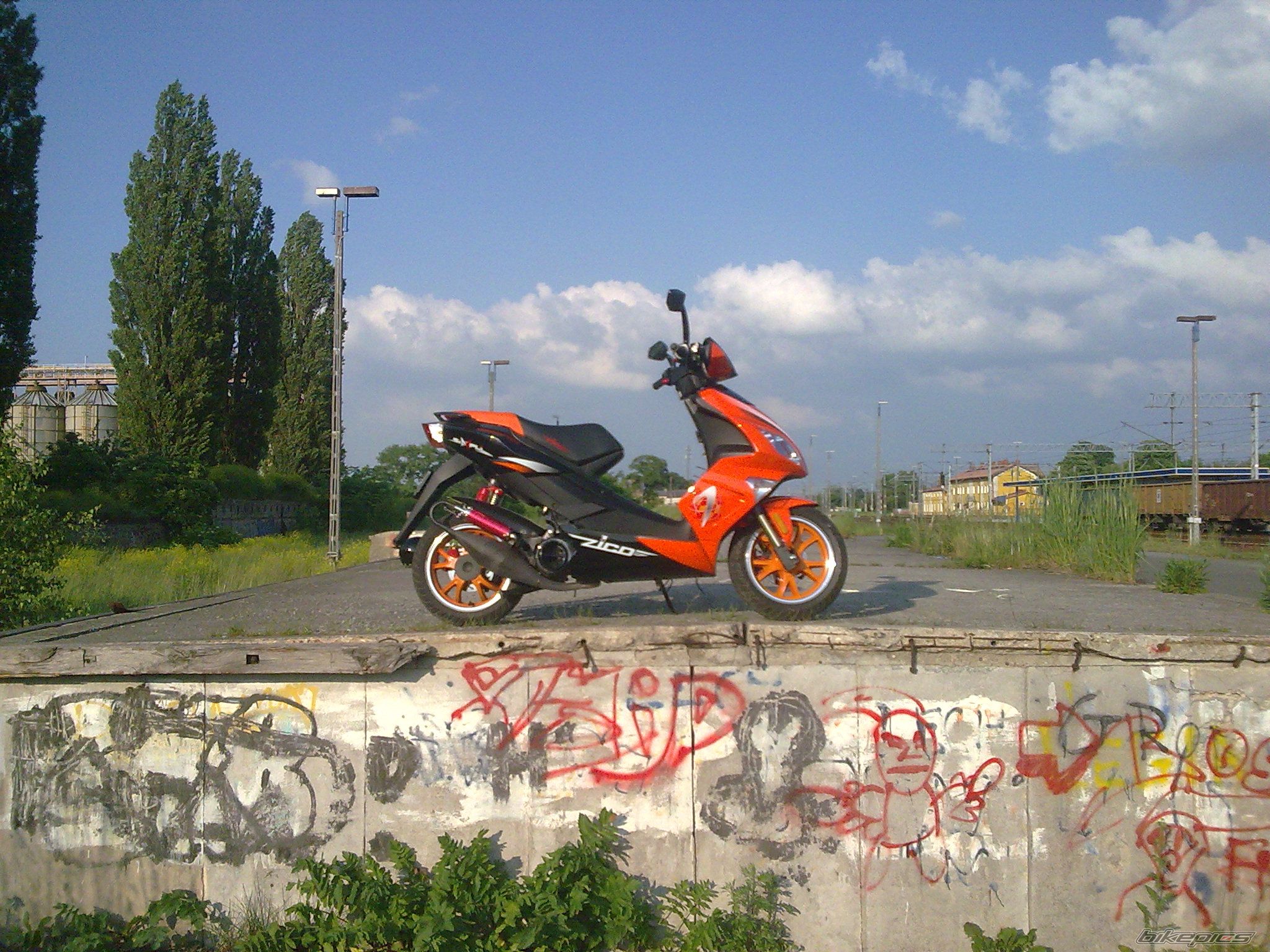 Photo 1992712