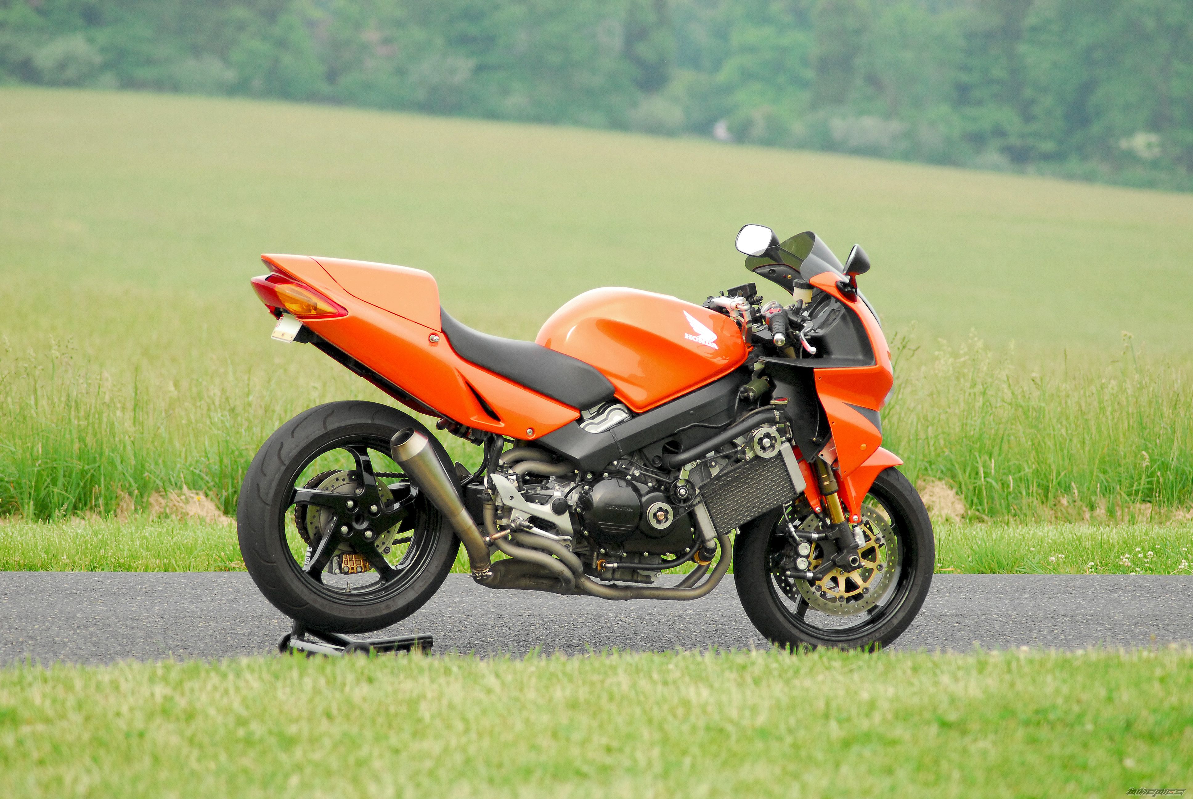 Bike Photo 1992855