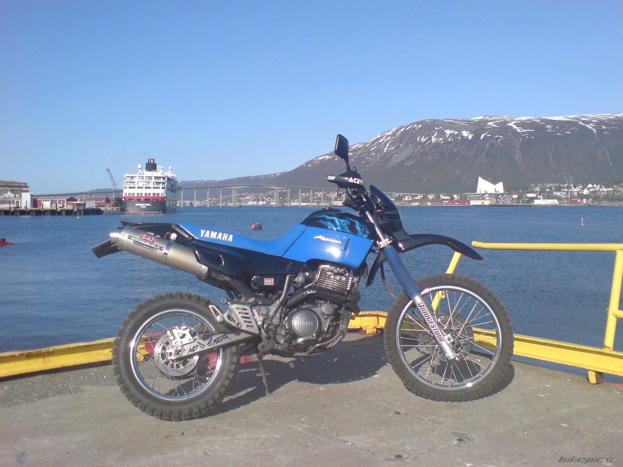Photo 1993047