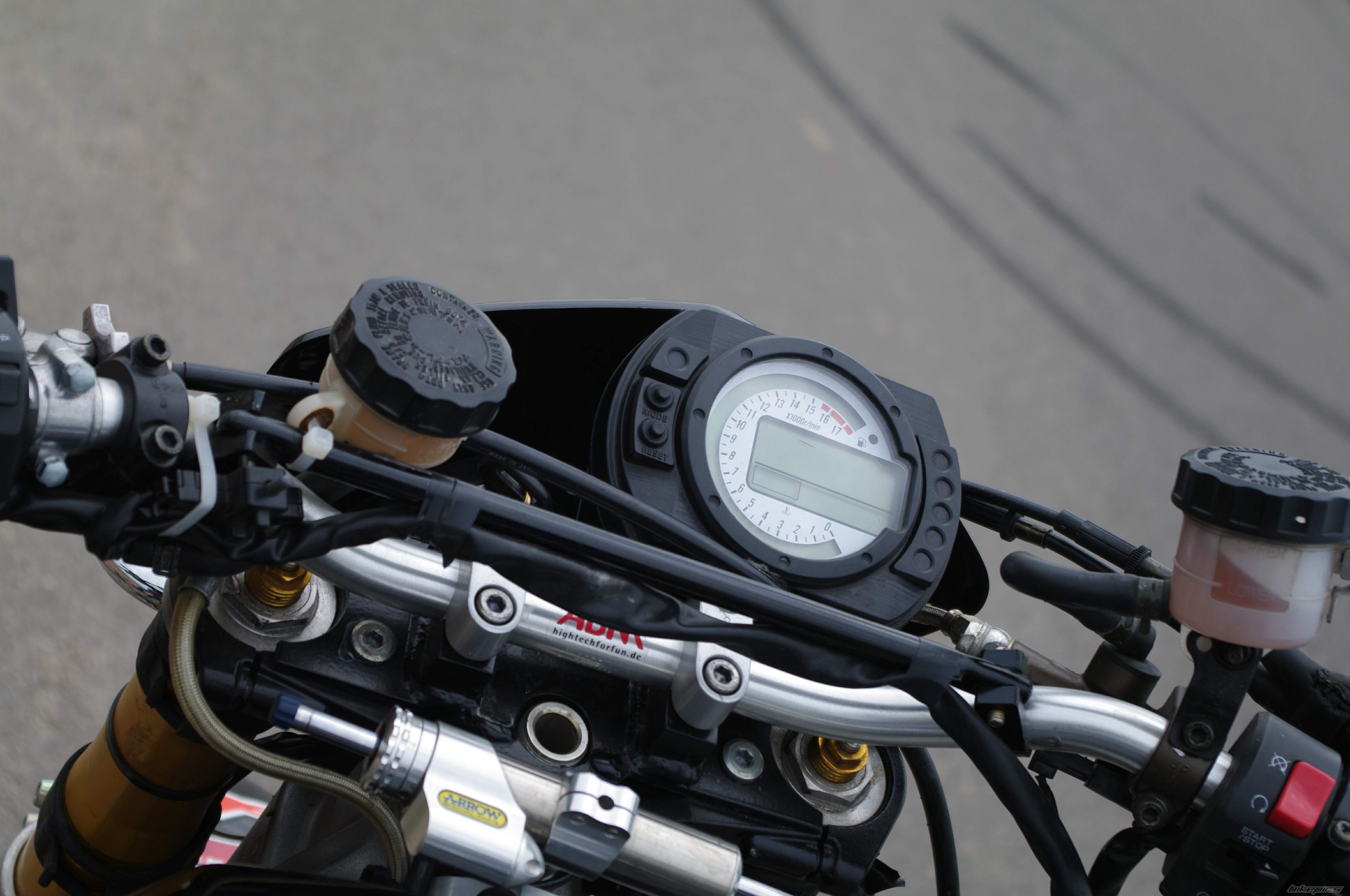 Bike Photo 1993143