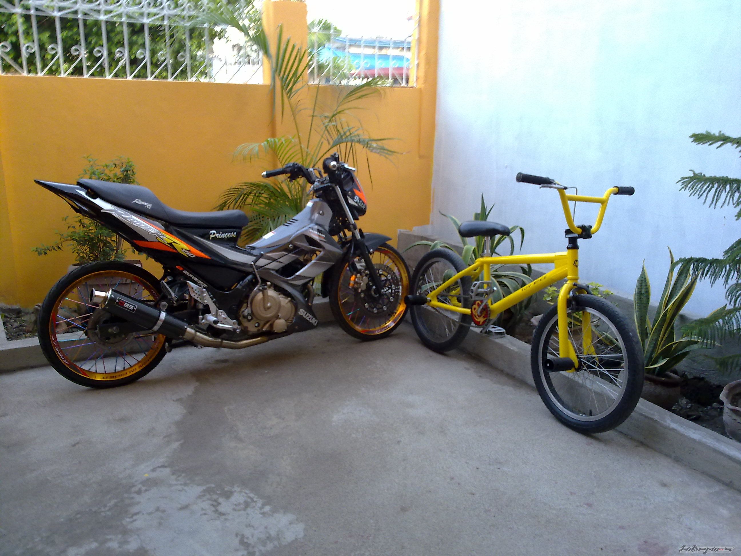Bike Photo 1993226