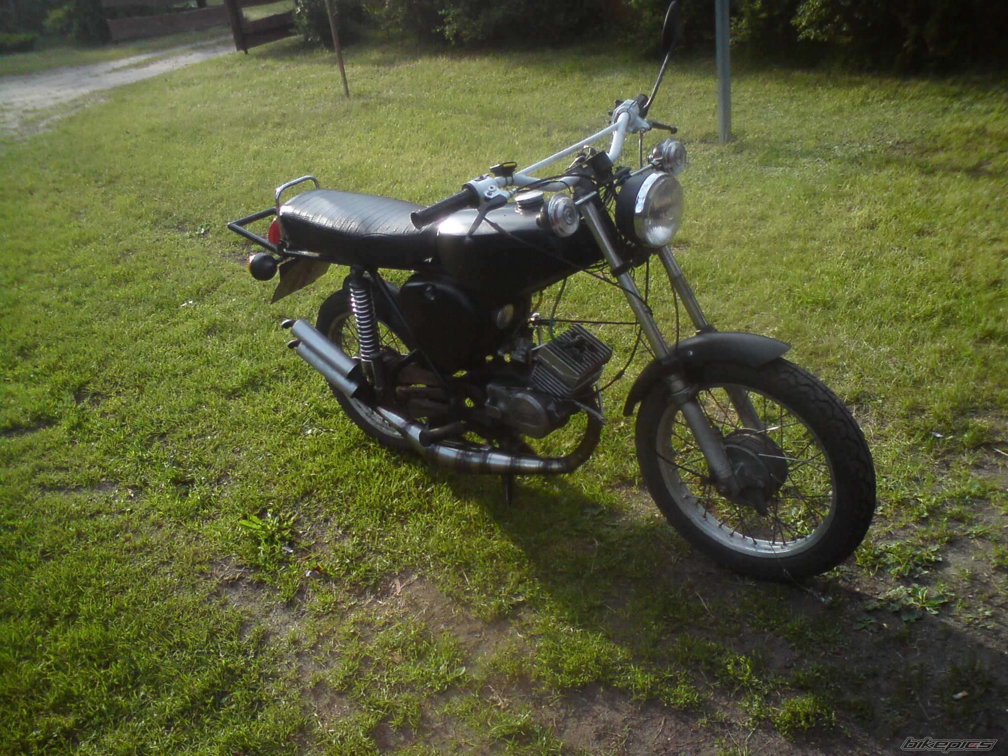 Bike Photo 1993469