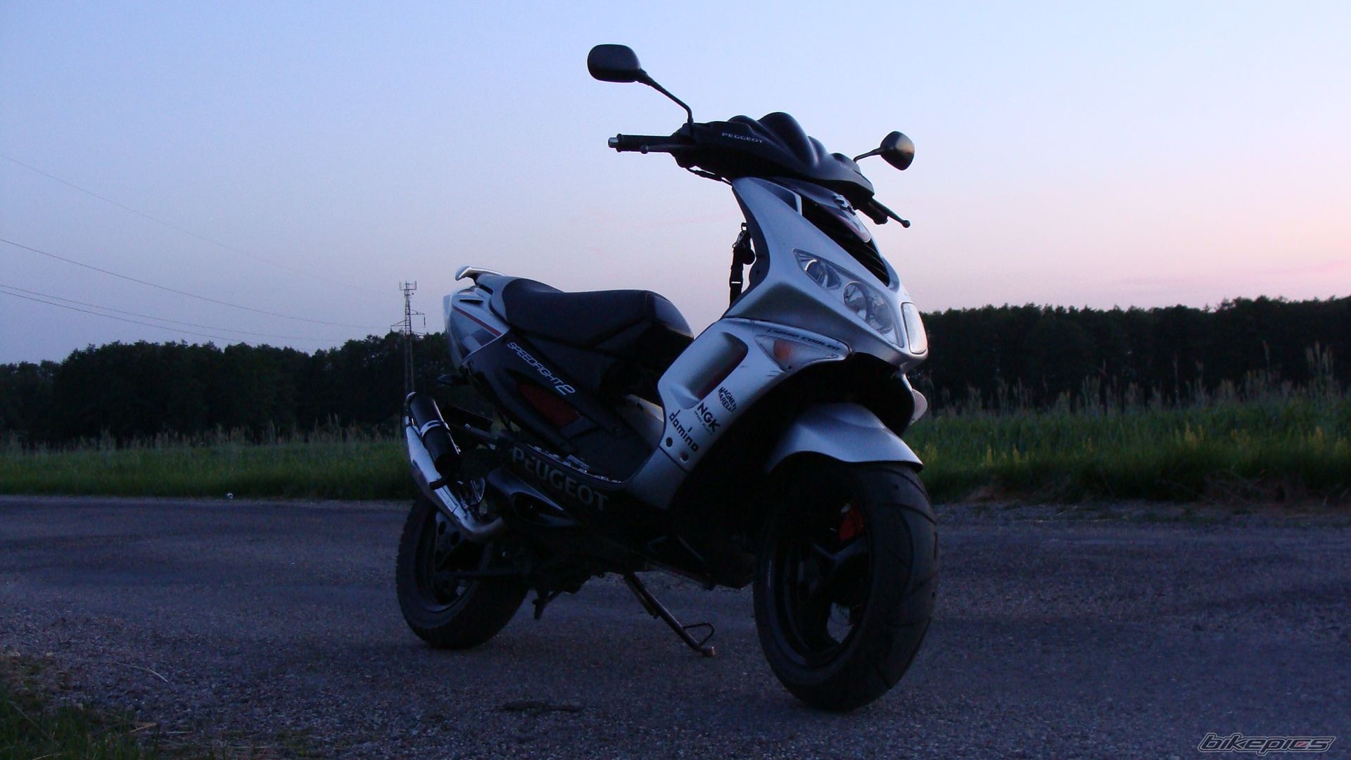 Bike Photo 1993496