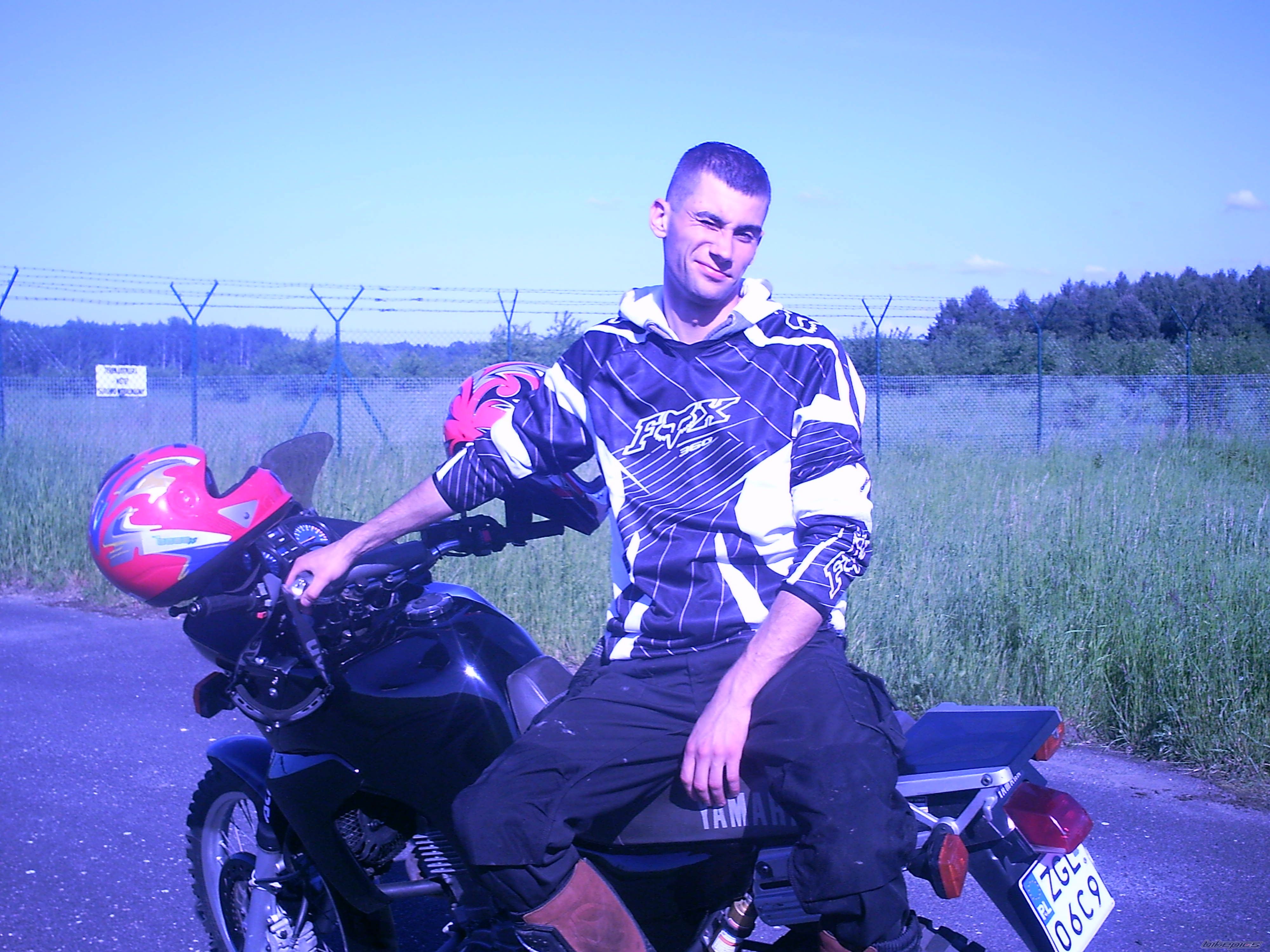 Bike Photo 1993549