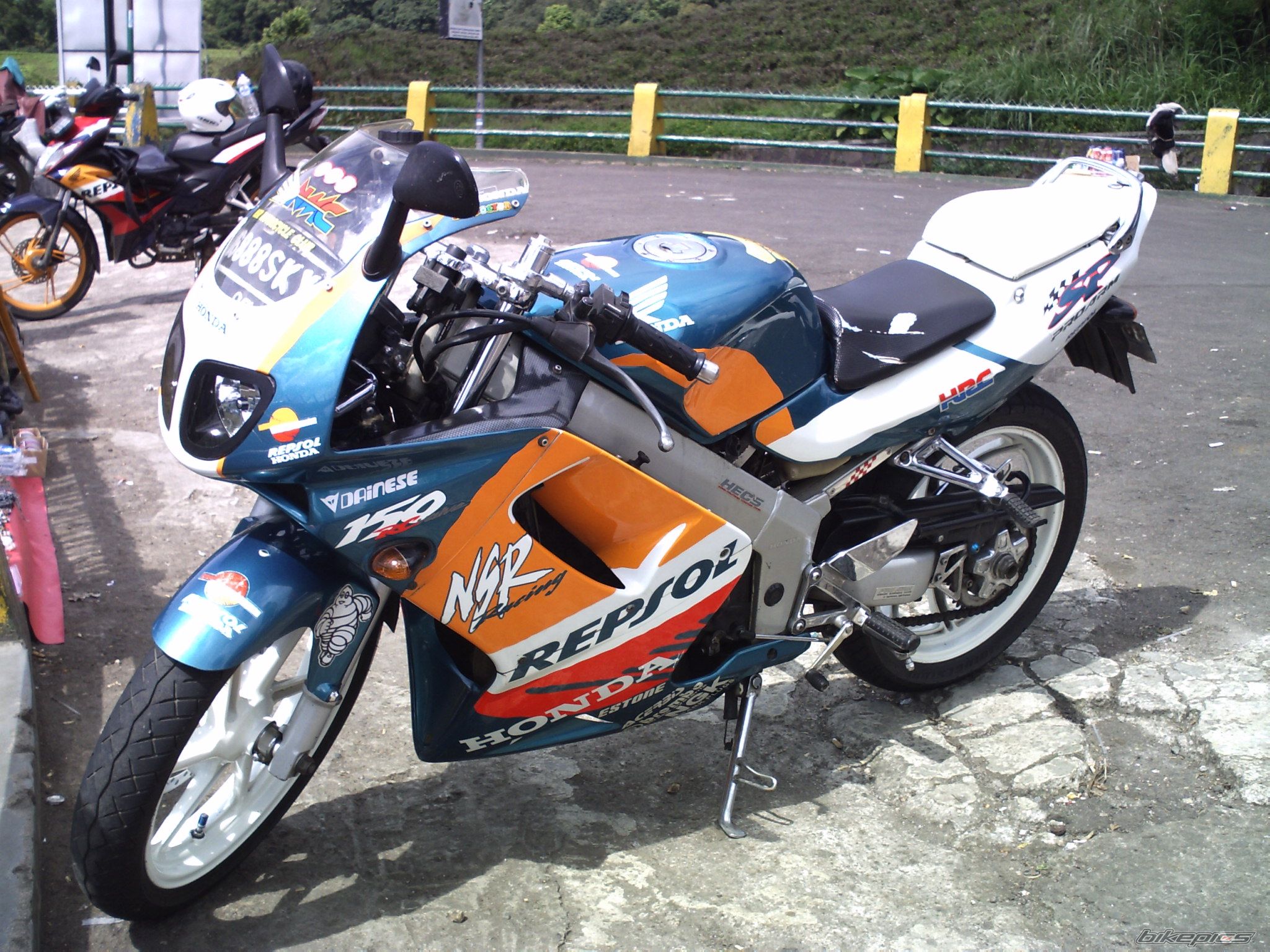 Bike Photo 1993854
