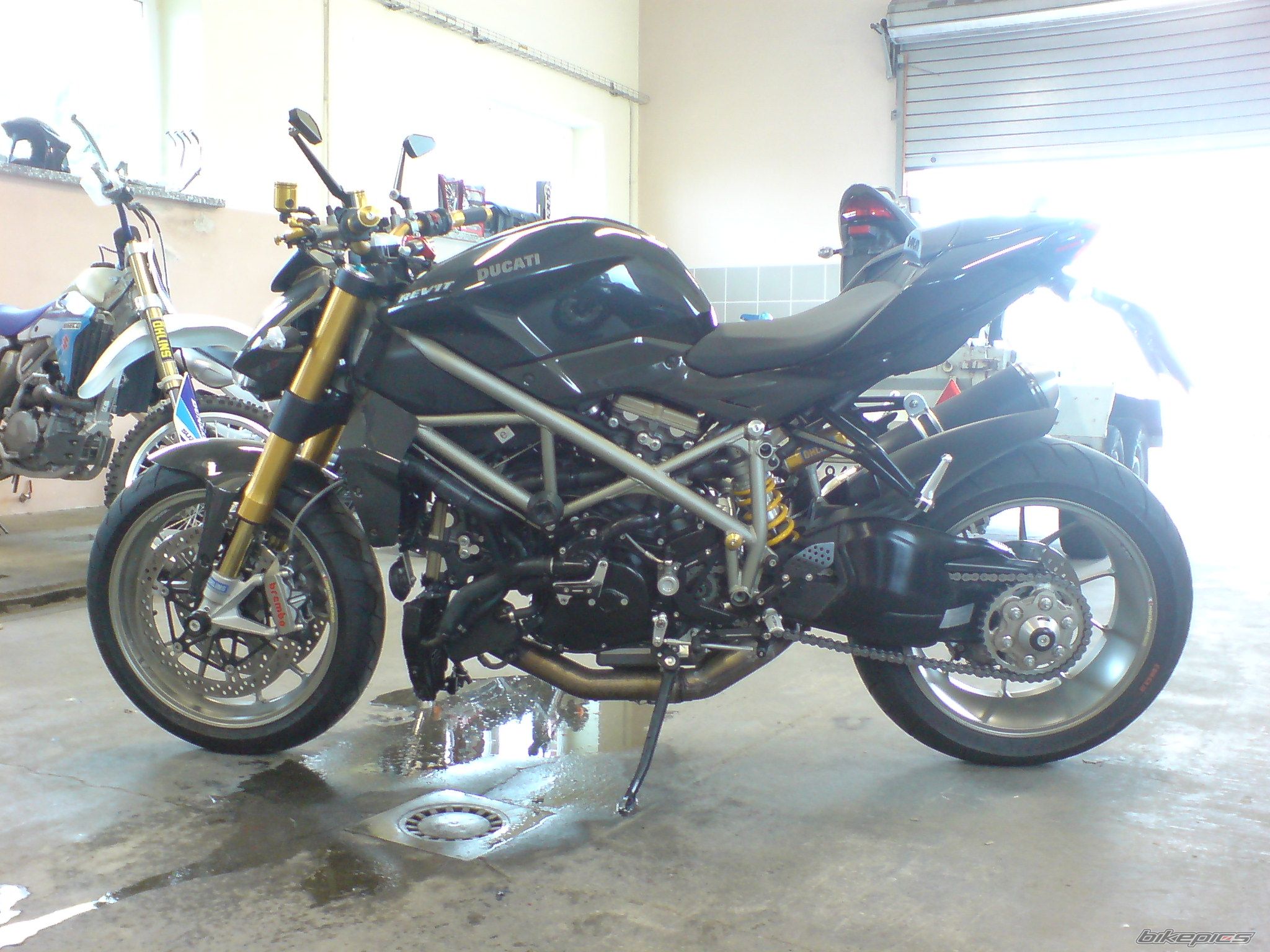 Bike Photo 1994415