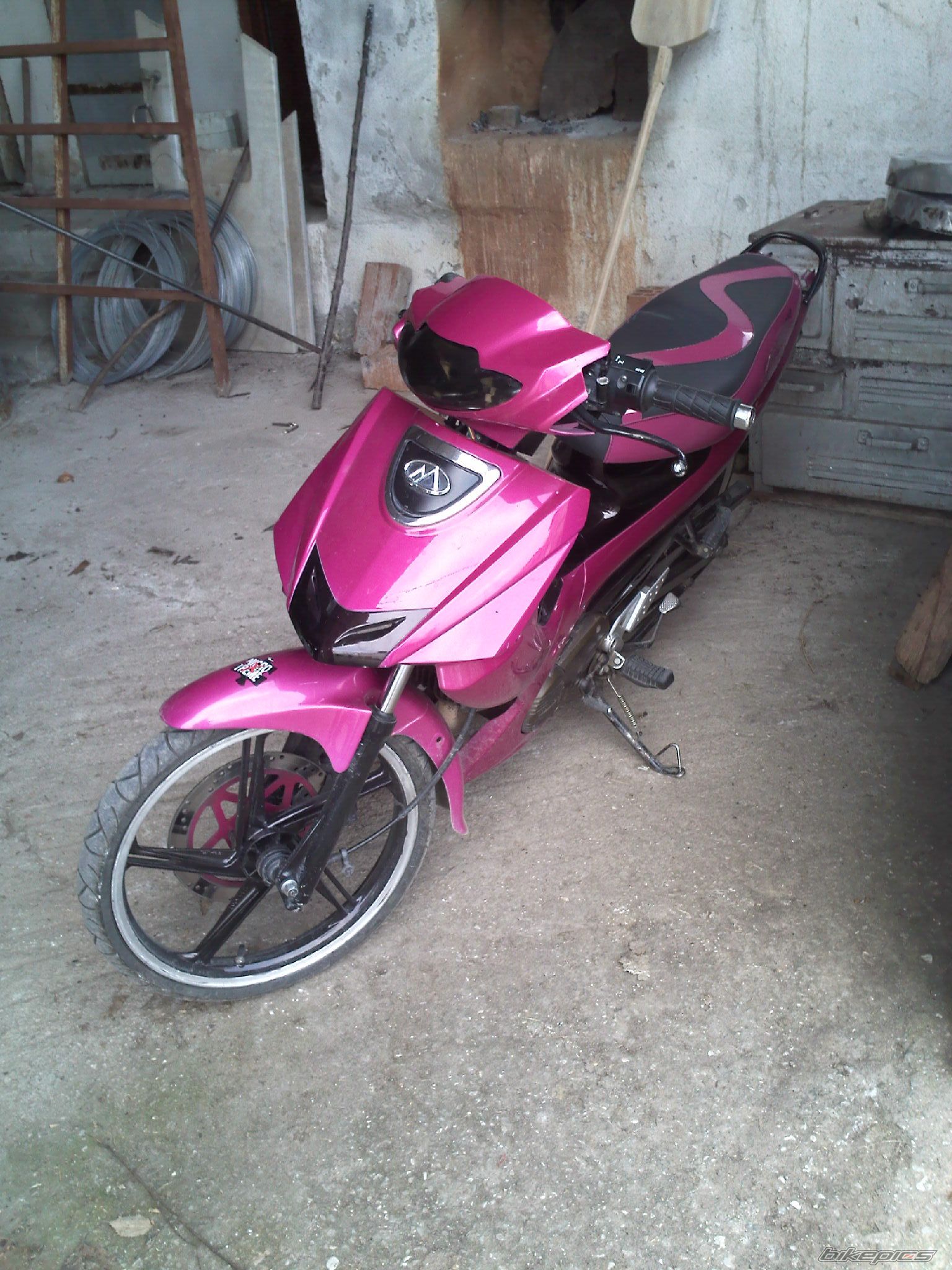 Photo 1994864