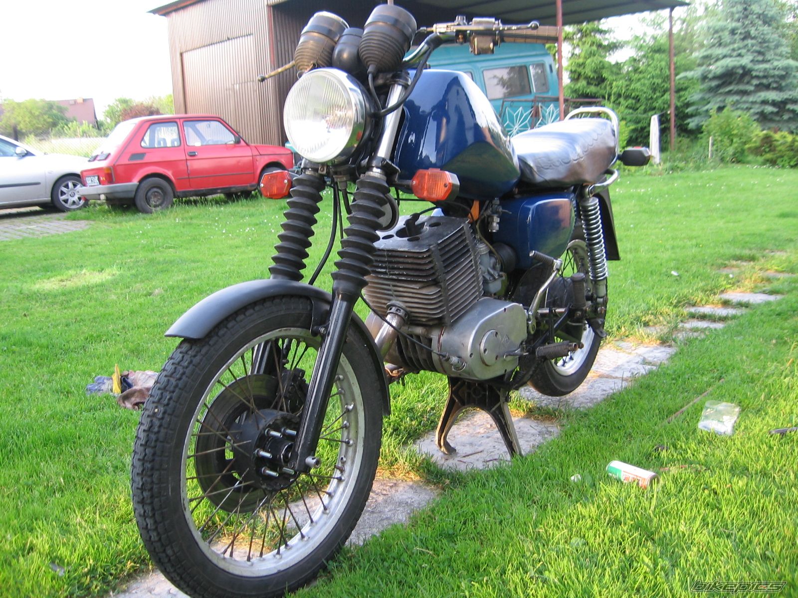 Bike Photo 1995088