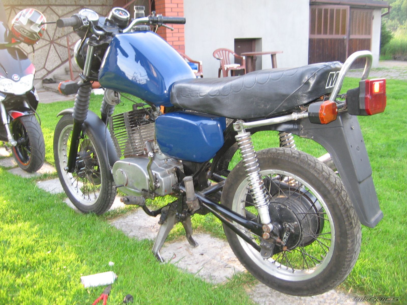 Bike Photo 1995092