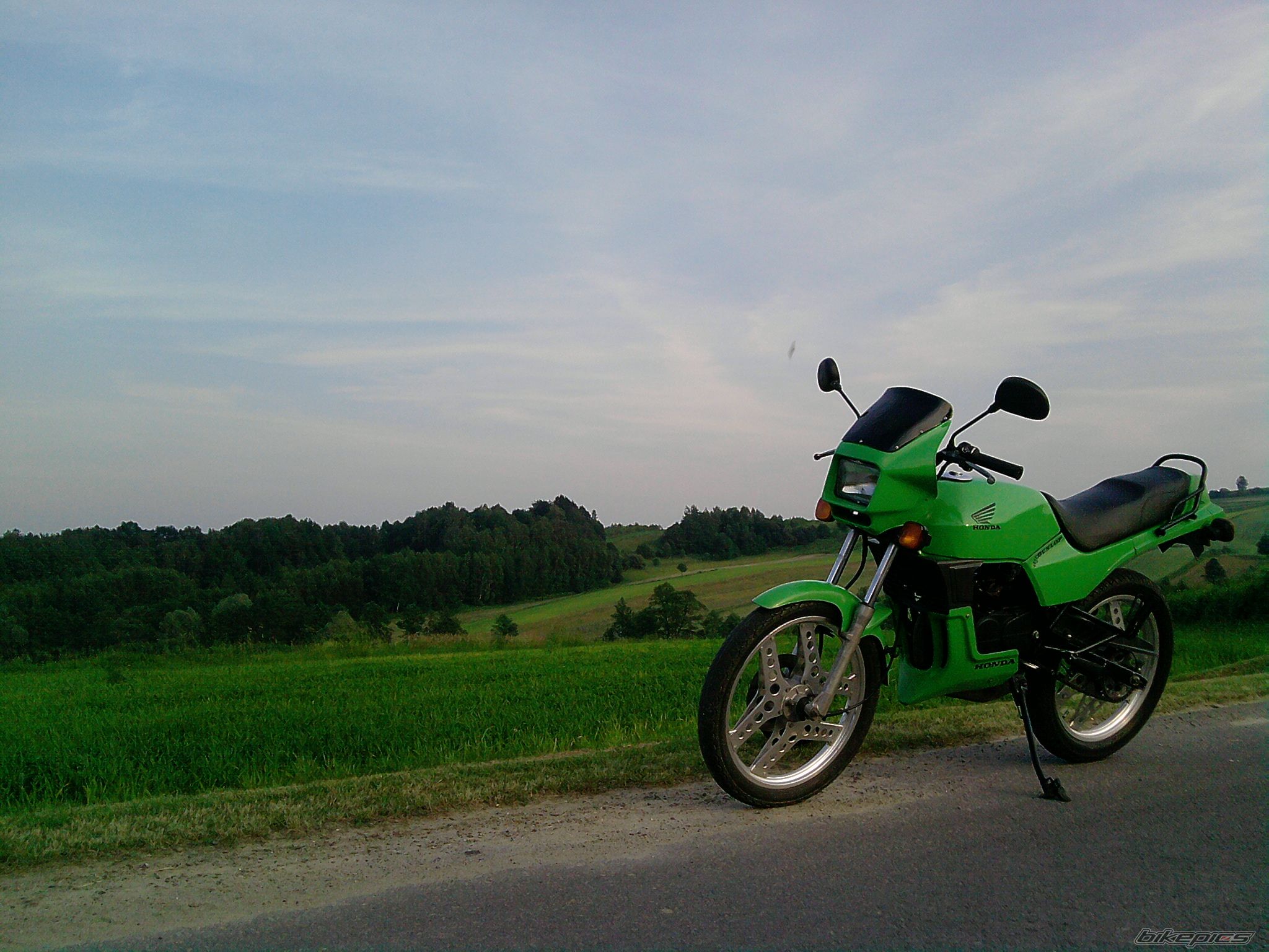 Bike Photo 1995105