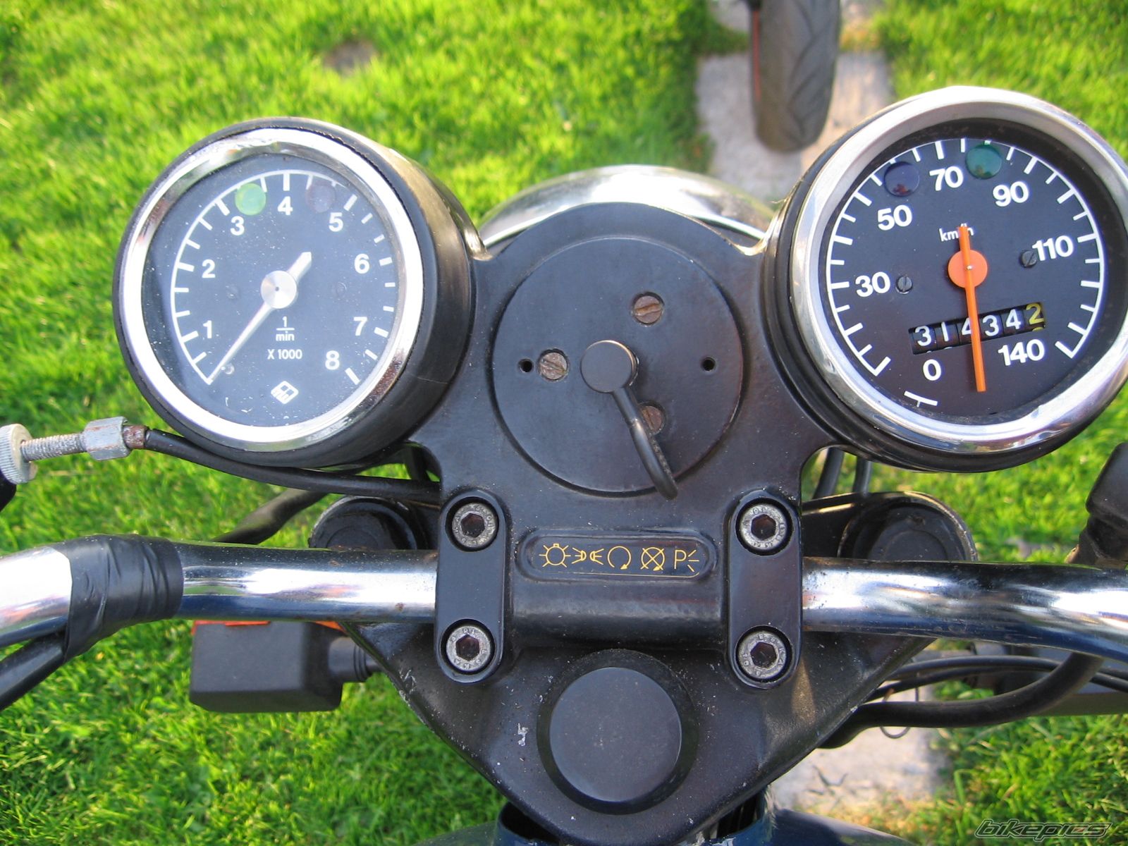 Bike Photo 1995107
