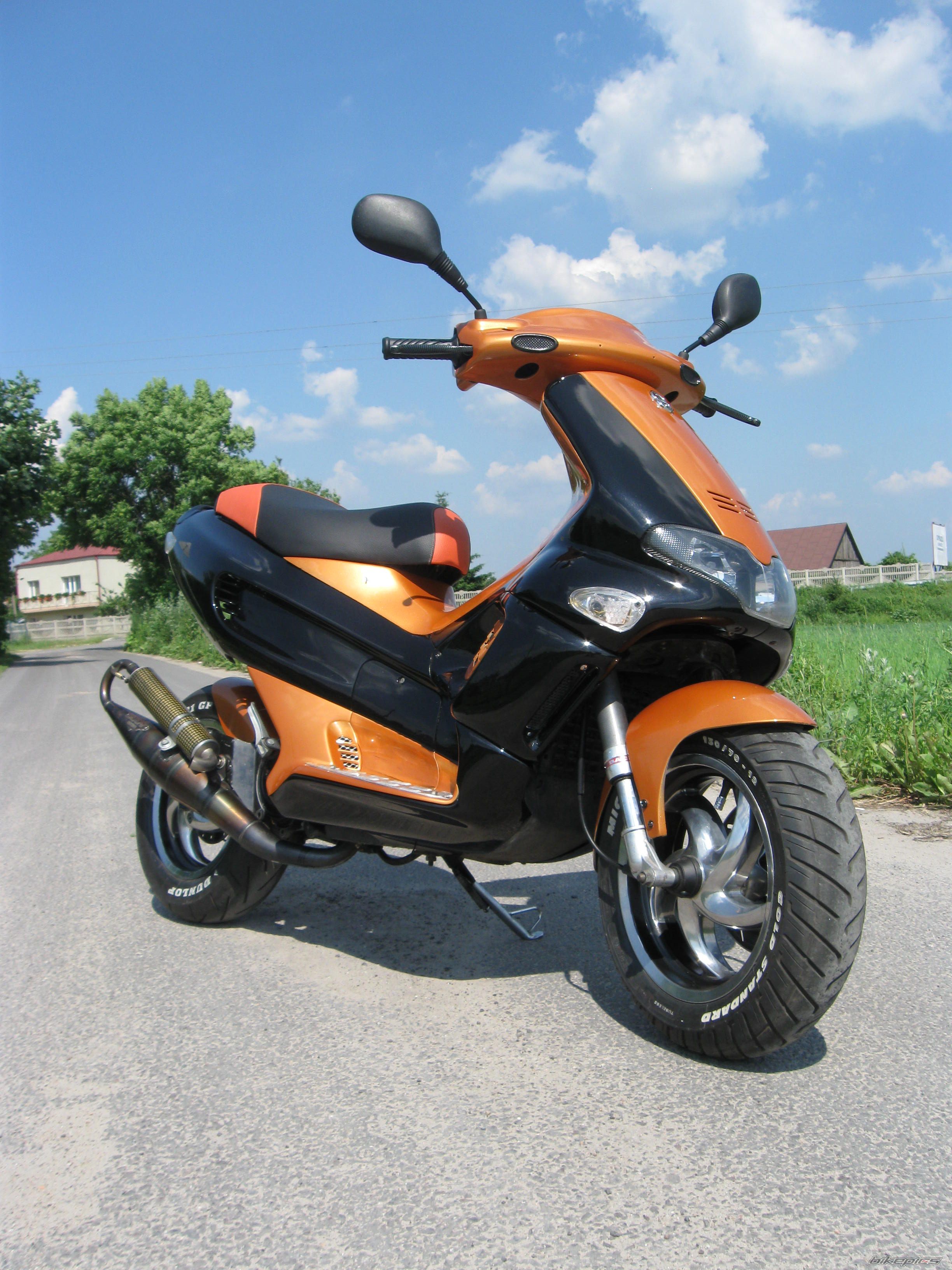 Bike Photo 1995111