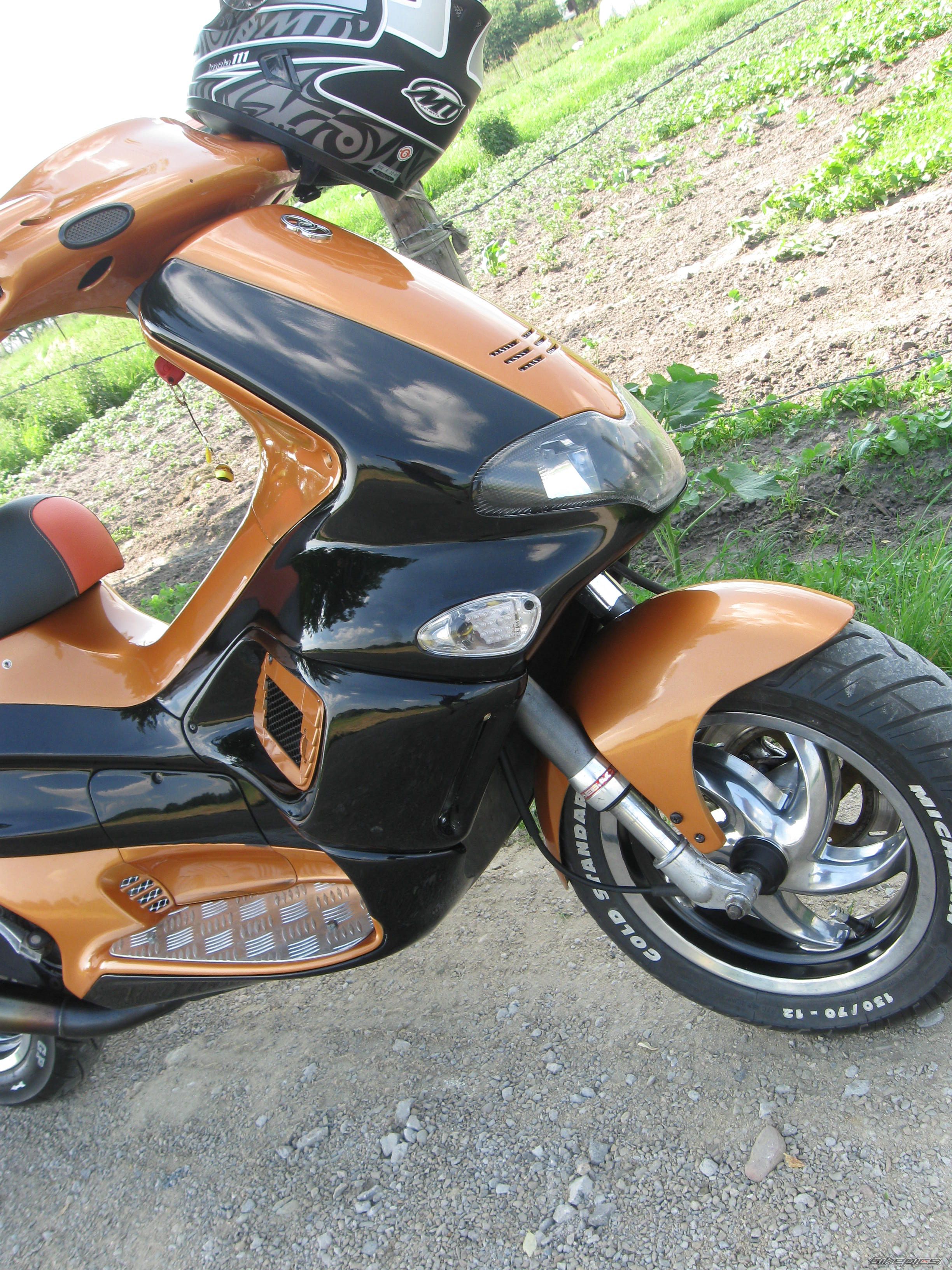 Bike Photo 1995123