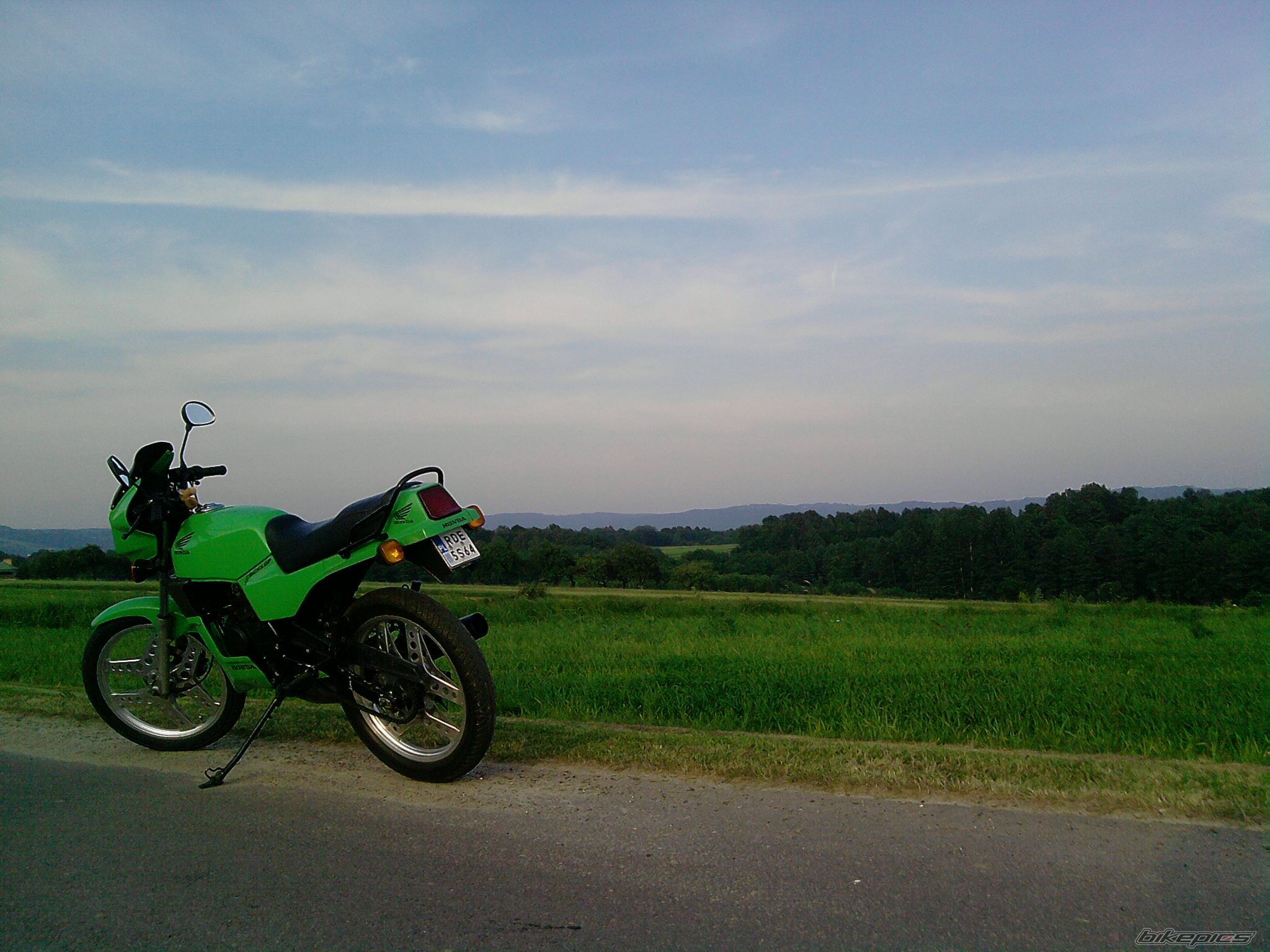 Bike Photo 1995125