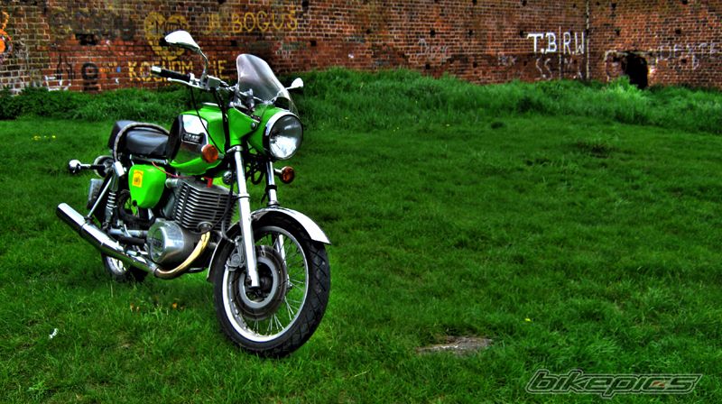 Photo 1995138