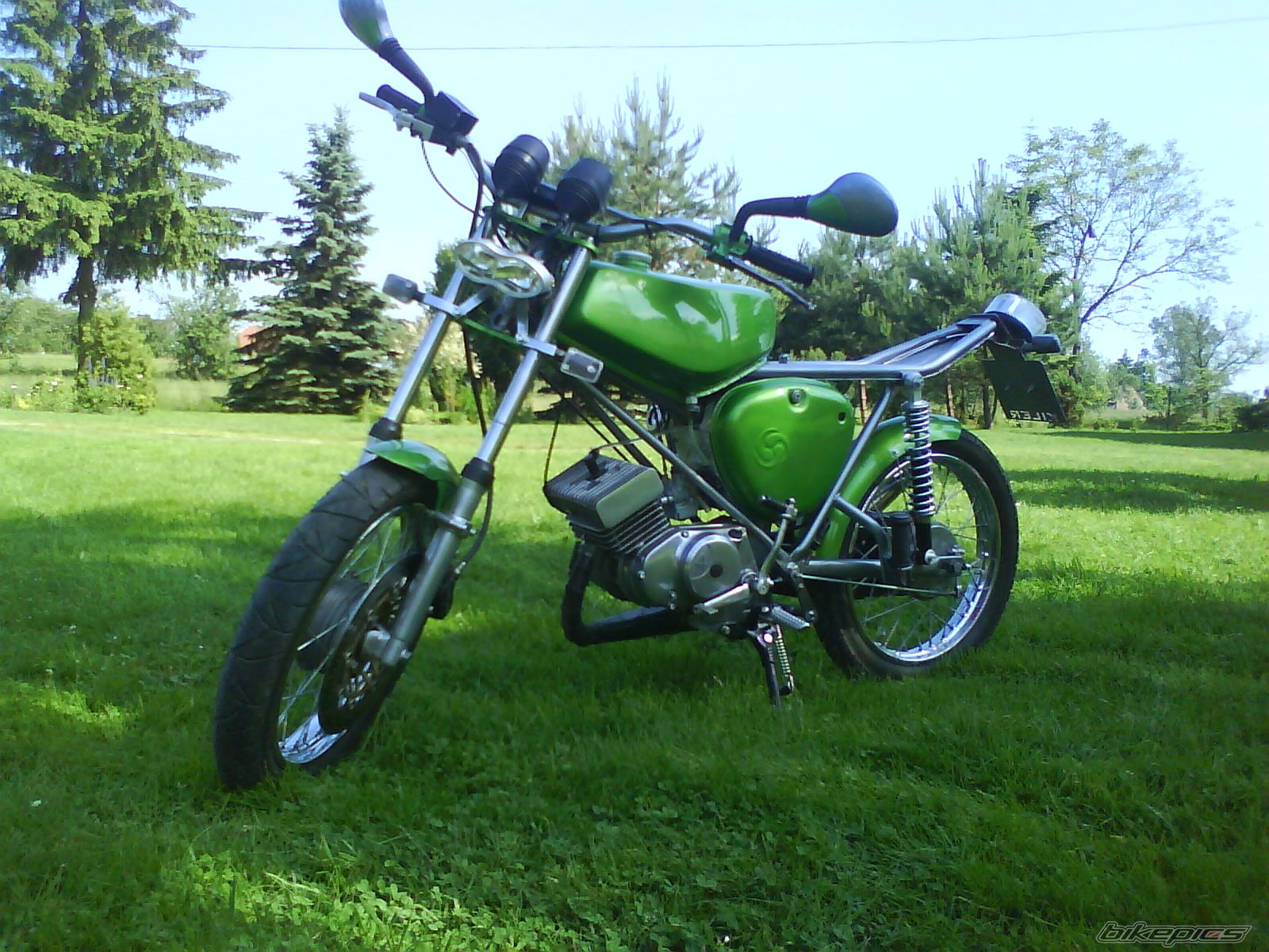 Photo 1995178