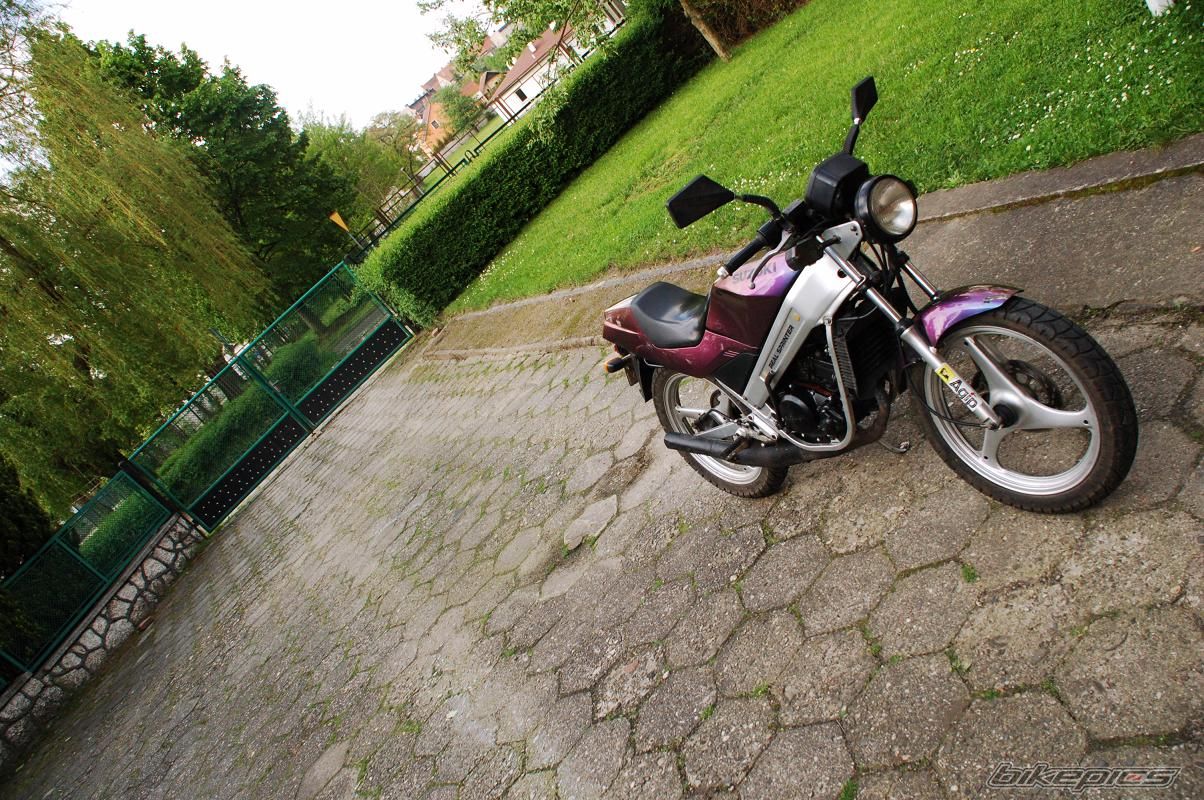 Bike Photo 1995250