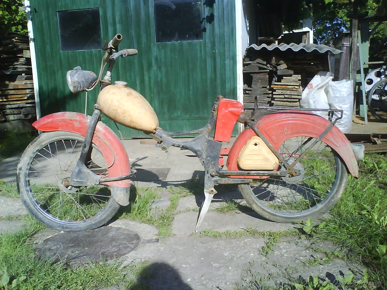 Photo 1995257