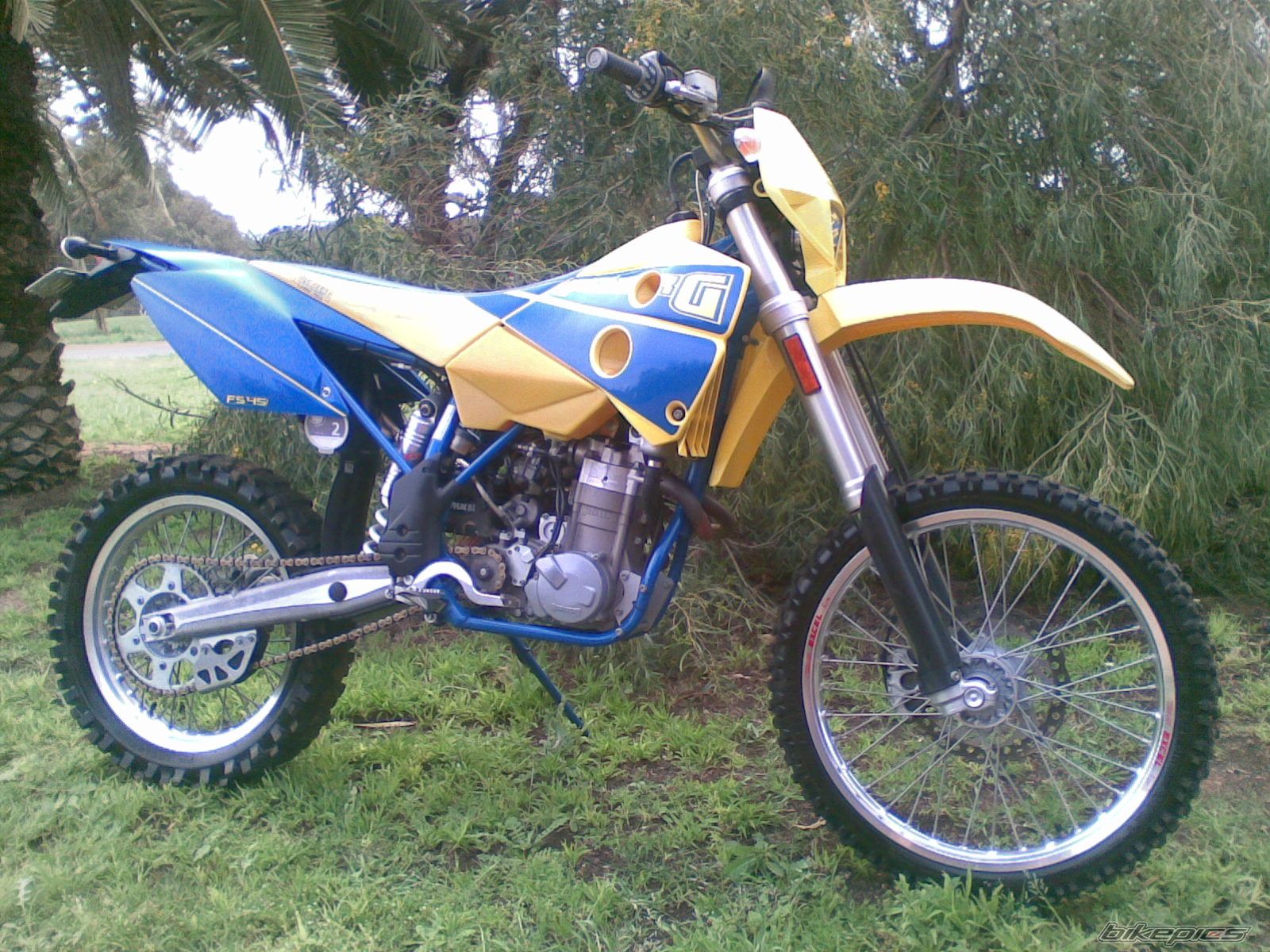 Bike Photo 1995341