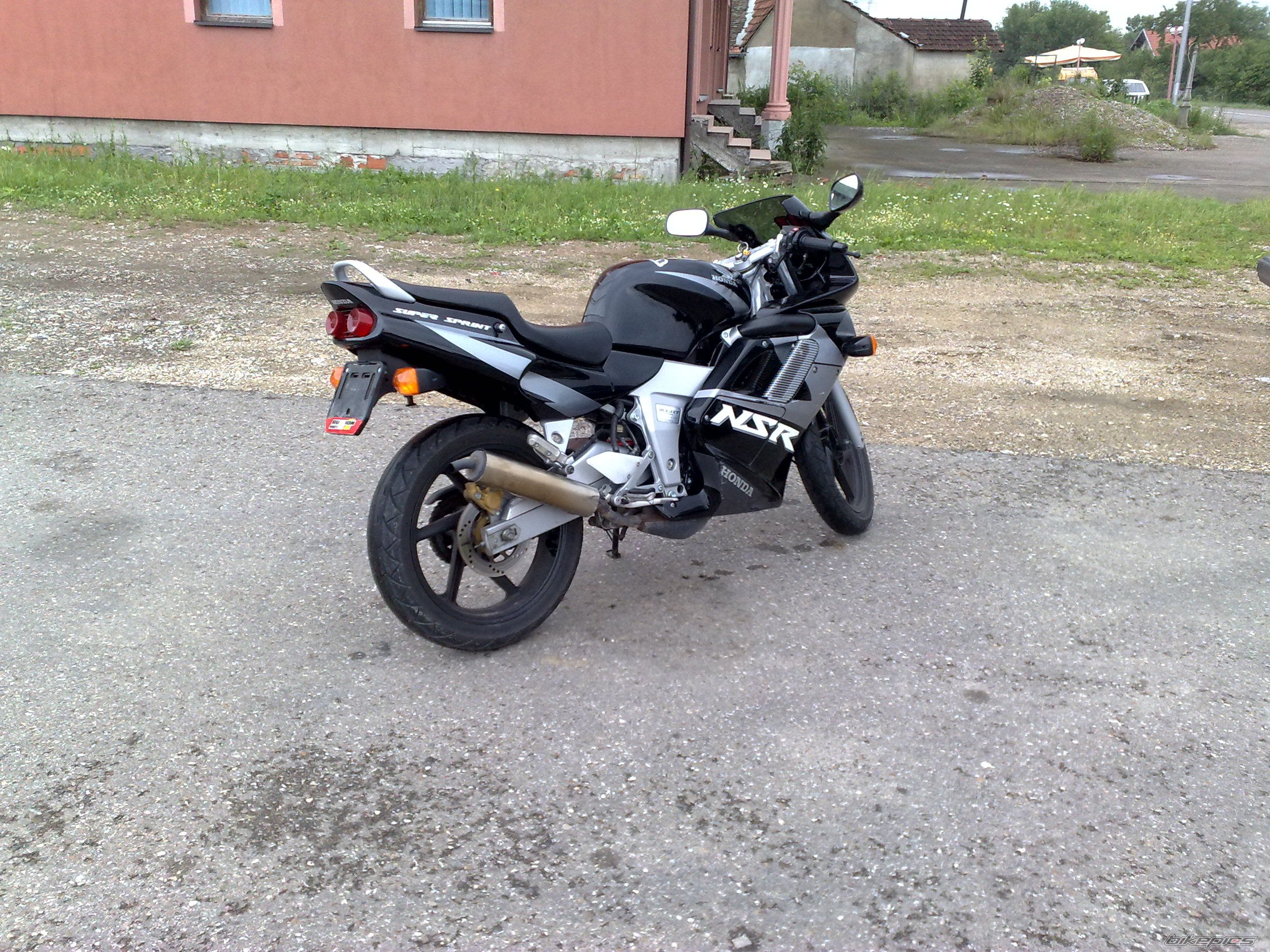 Bike Photo 1995398