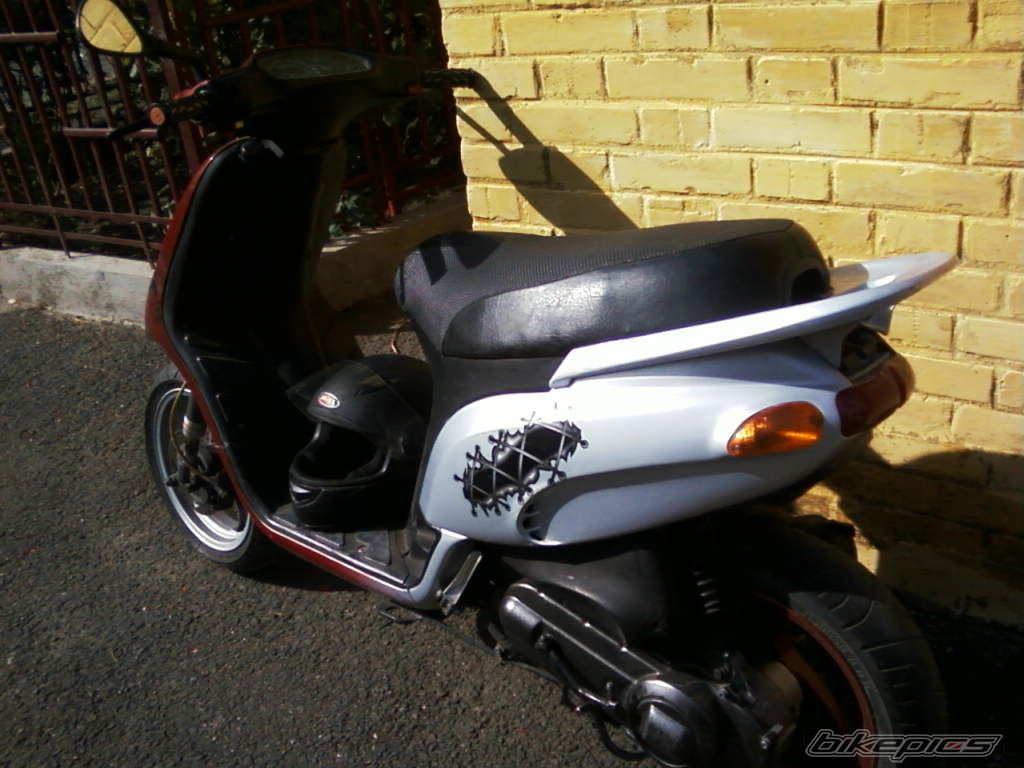 Photo 1995423