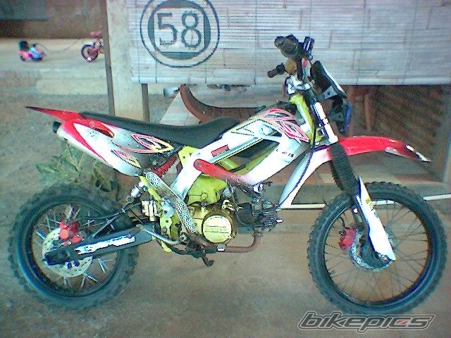 Photo 1995502