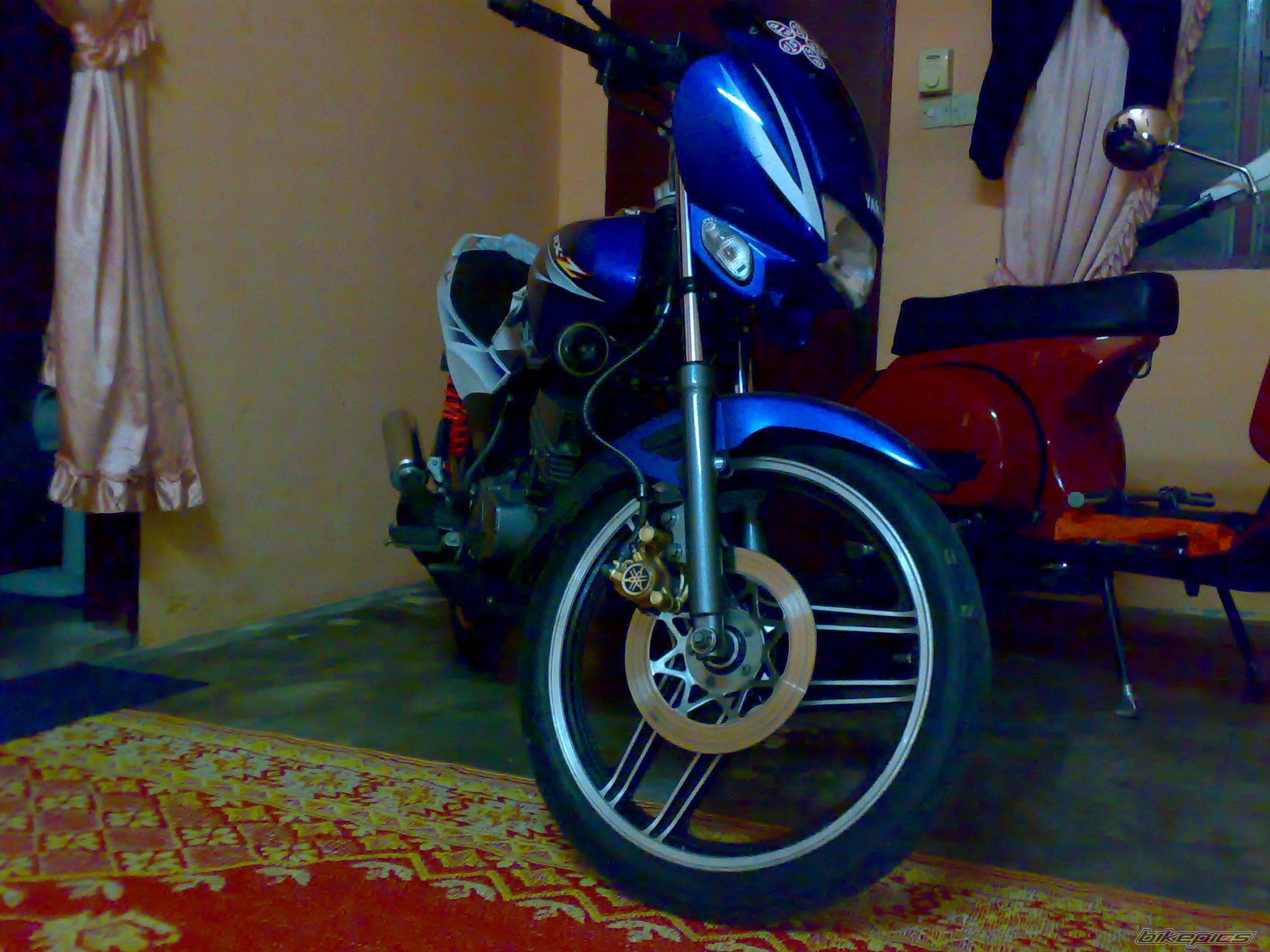 Photo 1995557