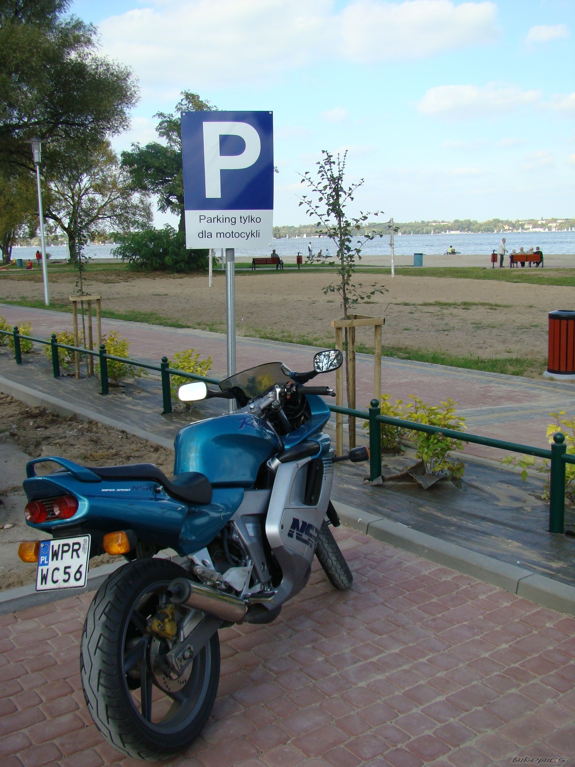 Photo 1995560